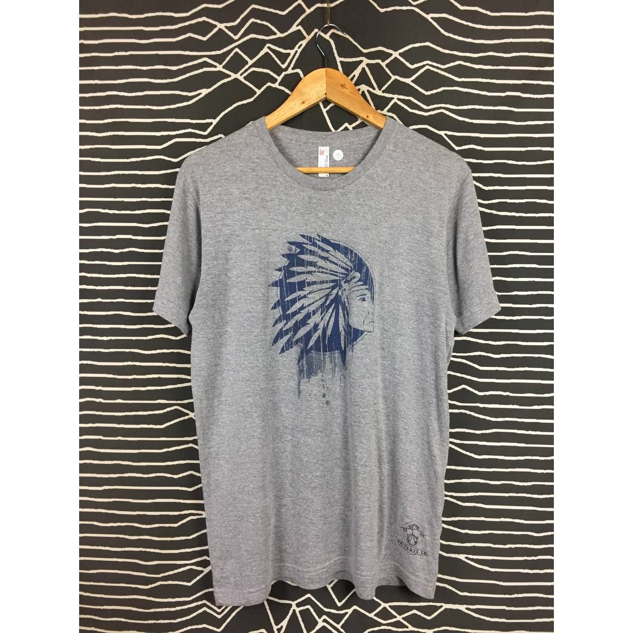 American Apparel Native American Indian Headdress Feathers Graphic Tee Size US M / EU 48-50 / 2 - 1 Thumbnail