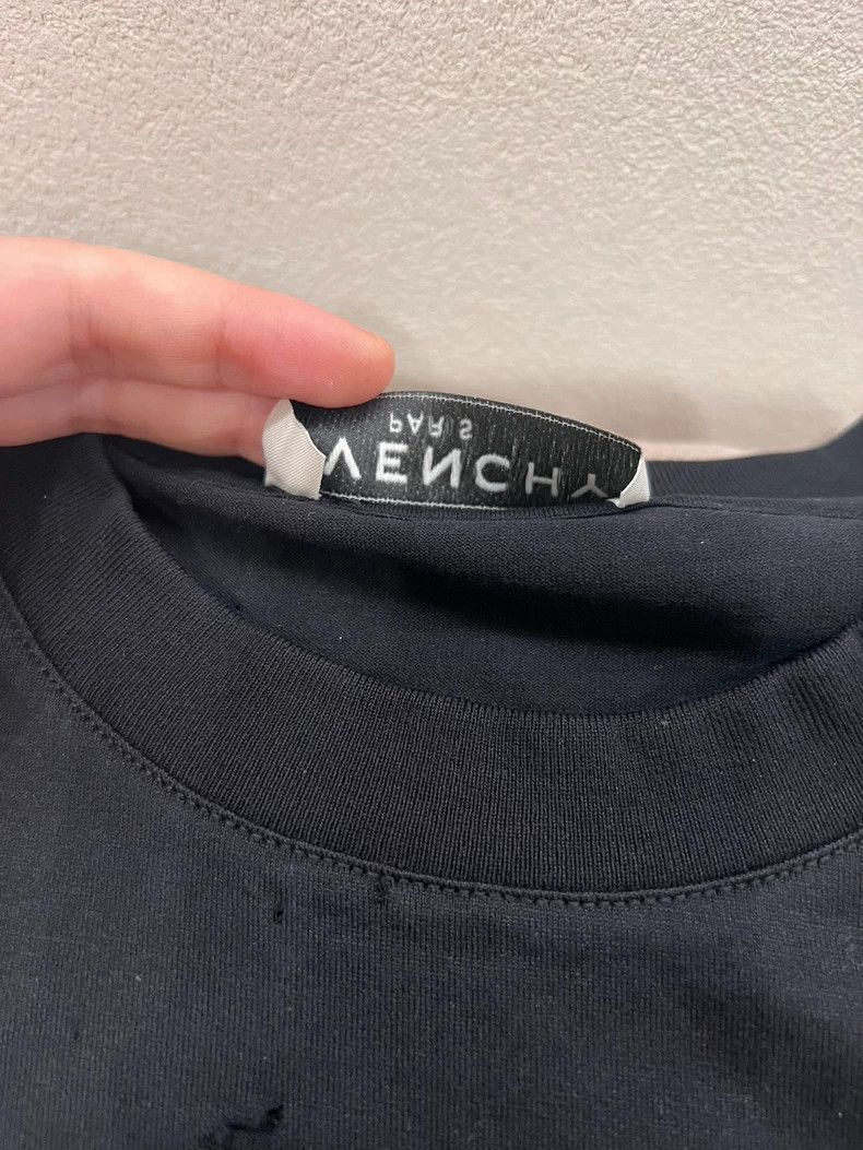 Givenchy Givenchy White Print with Red Embroidery Logo Short Sleeve Size US XS / EU 42 / 0 - 3 Thumbnail