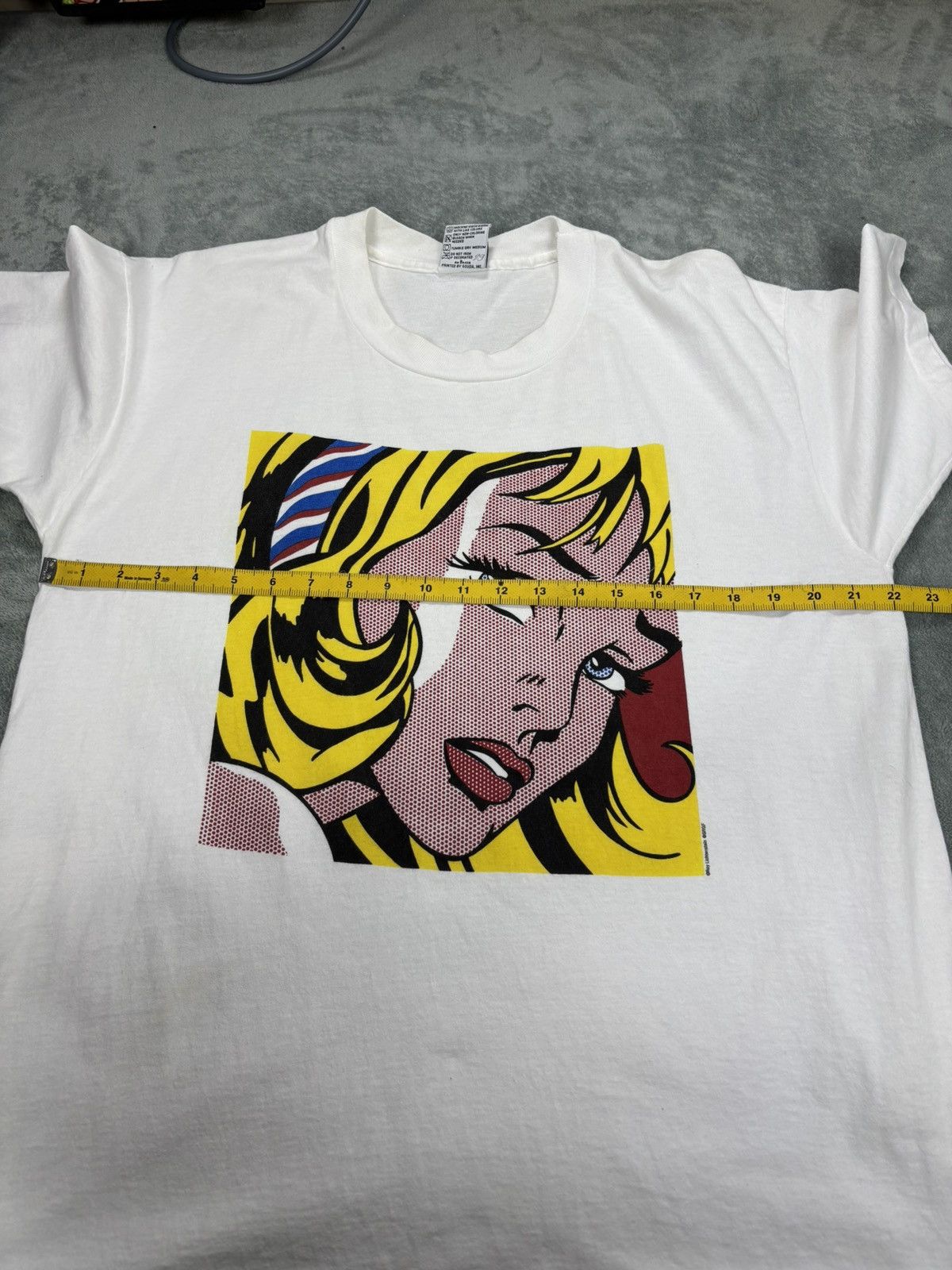Vintage Vintage Roy Lichtenstein ‘Girl With Hair Ribbon’ Size US XL / EU 56 / 4 - 9 Thumbnail