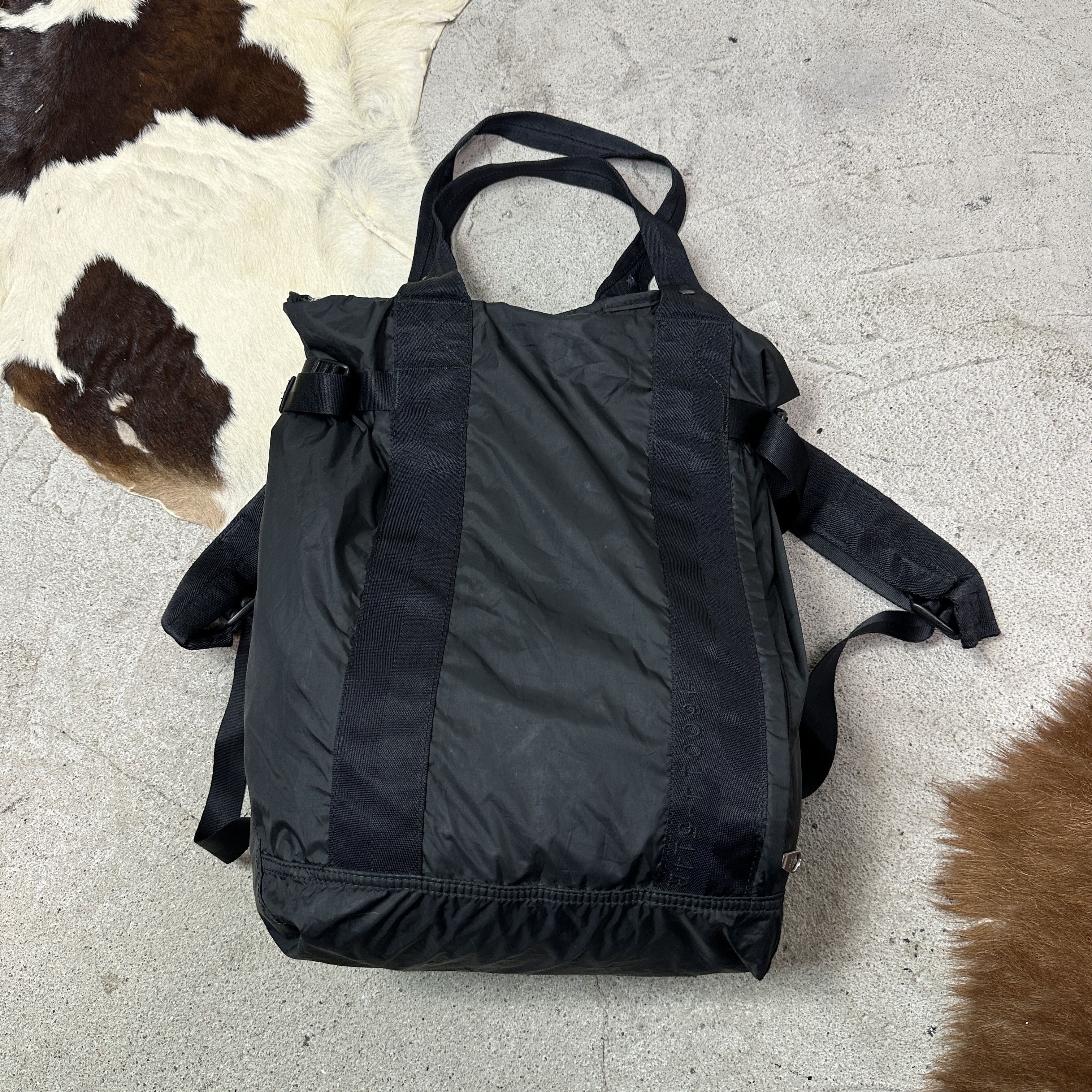 Arket Vintage Gorpcore Streetwear Arket Bag / Backpack Y2K Size ONE SIZE - 2 Thumbnail