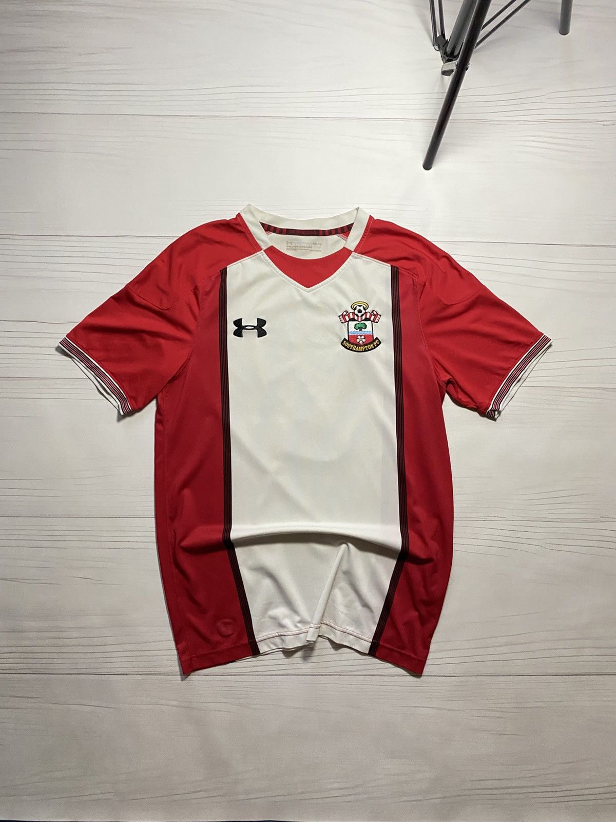 Under Armour Vintage Under Armour Southampton 2017/18 #2 player jersey Size US M / EU 48-50 / 2 - 1 Thumbnail
