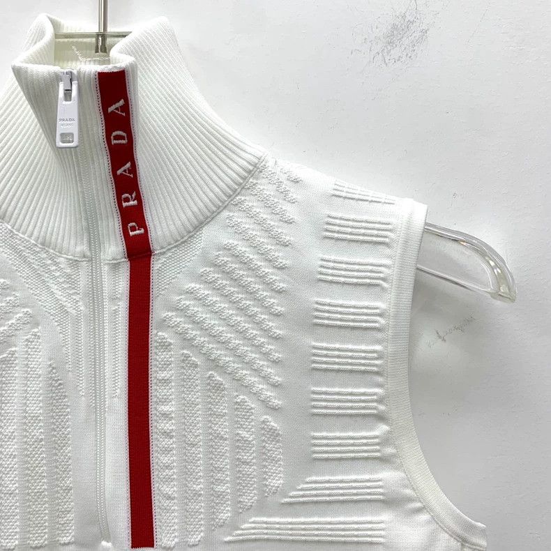 Prada Prada White ribbed stand-up collar half-zip sleeveless knit Size XS / US 0-2 / IT 36-38 - 3 Thumbnail