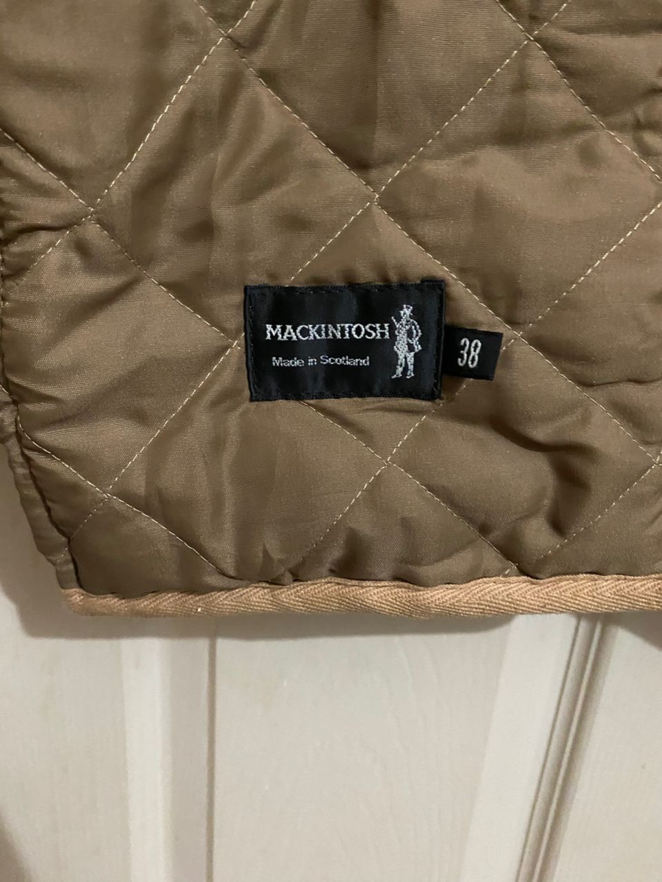 Mackintosh VINTAGE MACKINTOSH QUILTED MADE IN SCOTLAND Size US M / EU 48-50 / 2 - 12 Thumbnail