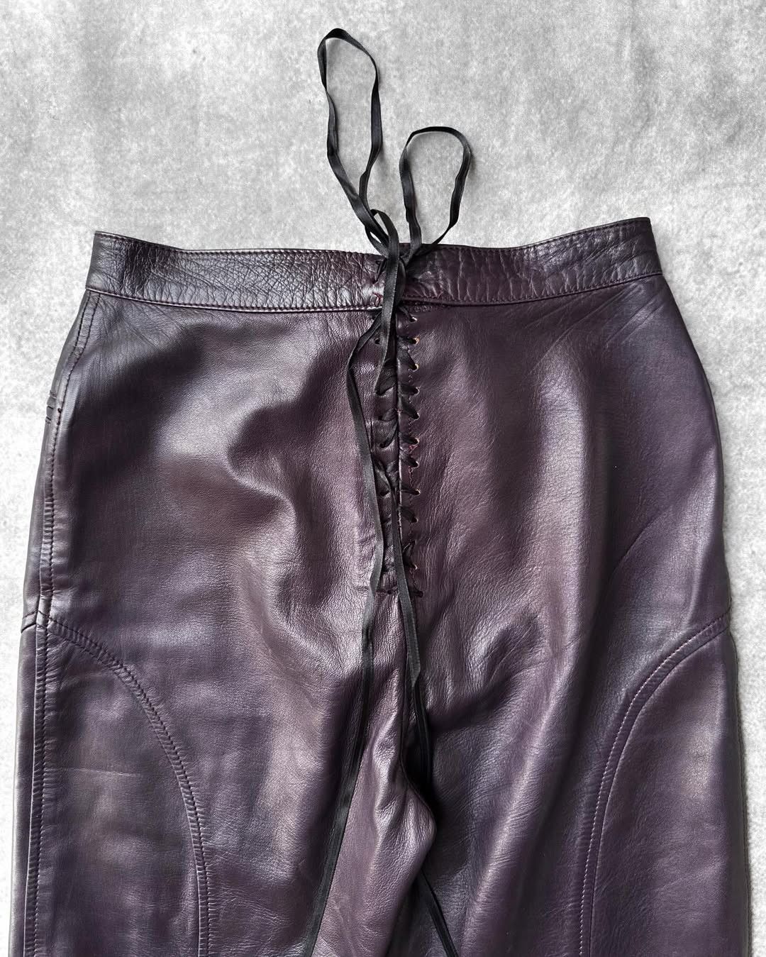 Gucci Gucci FW95 Aubergine Leather Pants, by Tom Ford Size 30" / US 8 / IT 44 - 6 Thumbnail