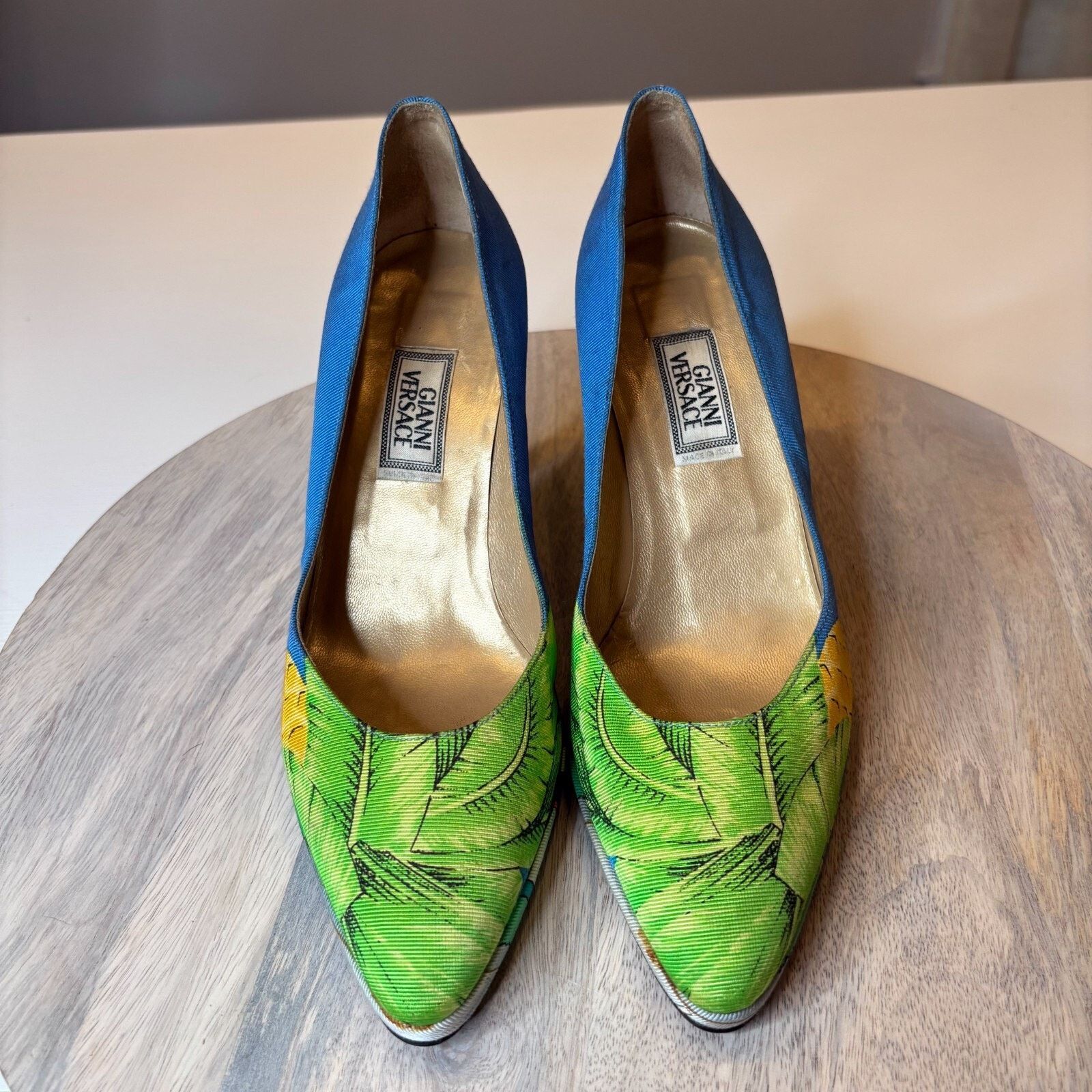 Versace Versace Vintage Tropical Pineapple Pumps Heels US Size 7.5 Size US 7.5 / IT 37.5 - 3 Thumbnail