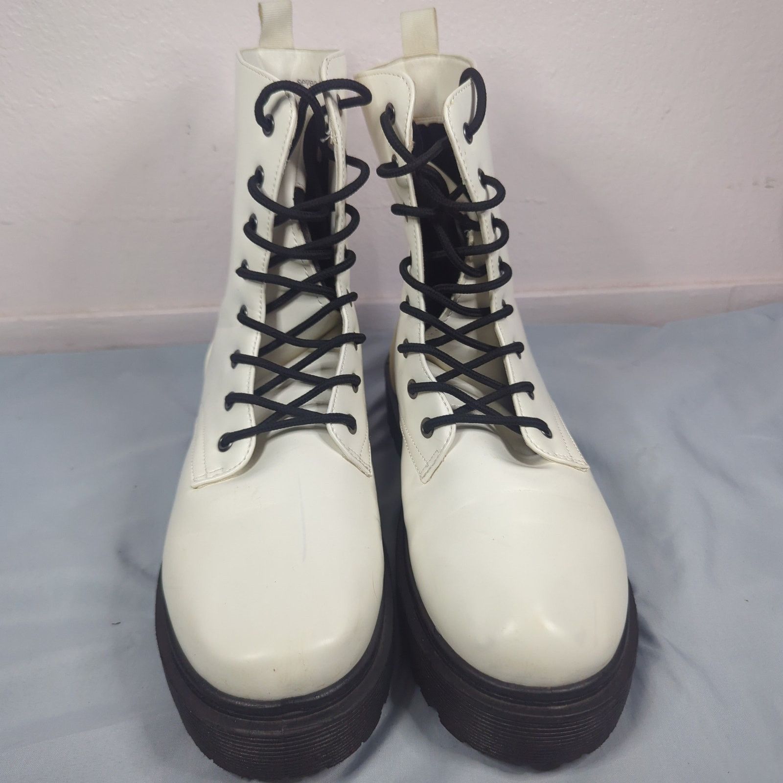 Other Seven Dials Womens Tamika Lace-up White Boot Combat Size 11 Size US 11 / IT 41 - 2 Thumbnail