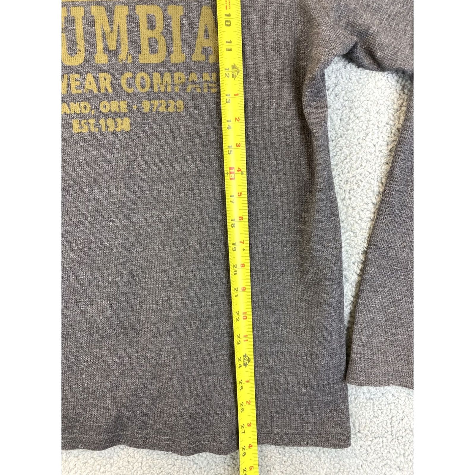 Vintage Columbia Pullover Sweater Men M Long Sleeve Gray Knit Logo Casual, Travel - Regular Fit, Cotton, Solid, Crew Neck, Machine Washable, 33-43 Size US M / EU 48-50 / 2 - 5 Thumbnail