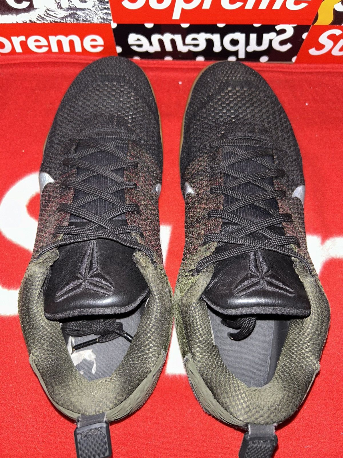Nike Nike Kobe 11 Elite Low 4KB ‘Black Horse’ 824463-063 size 13 Size US 13 / EU 46 - 5 Thumbnail