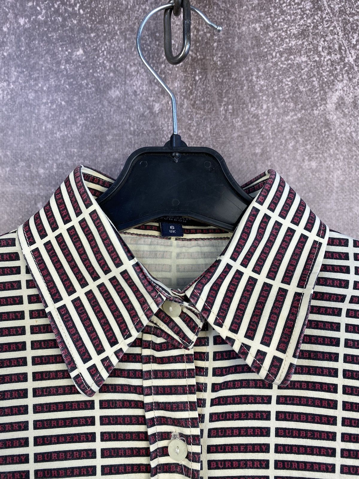 Burberry × Japanese Brand Vintage Burberry London Monogram Women Shirt Size XS / US 0-2 / IT 36-38 - 4 Thumbnail