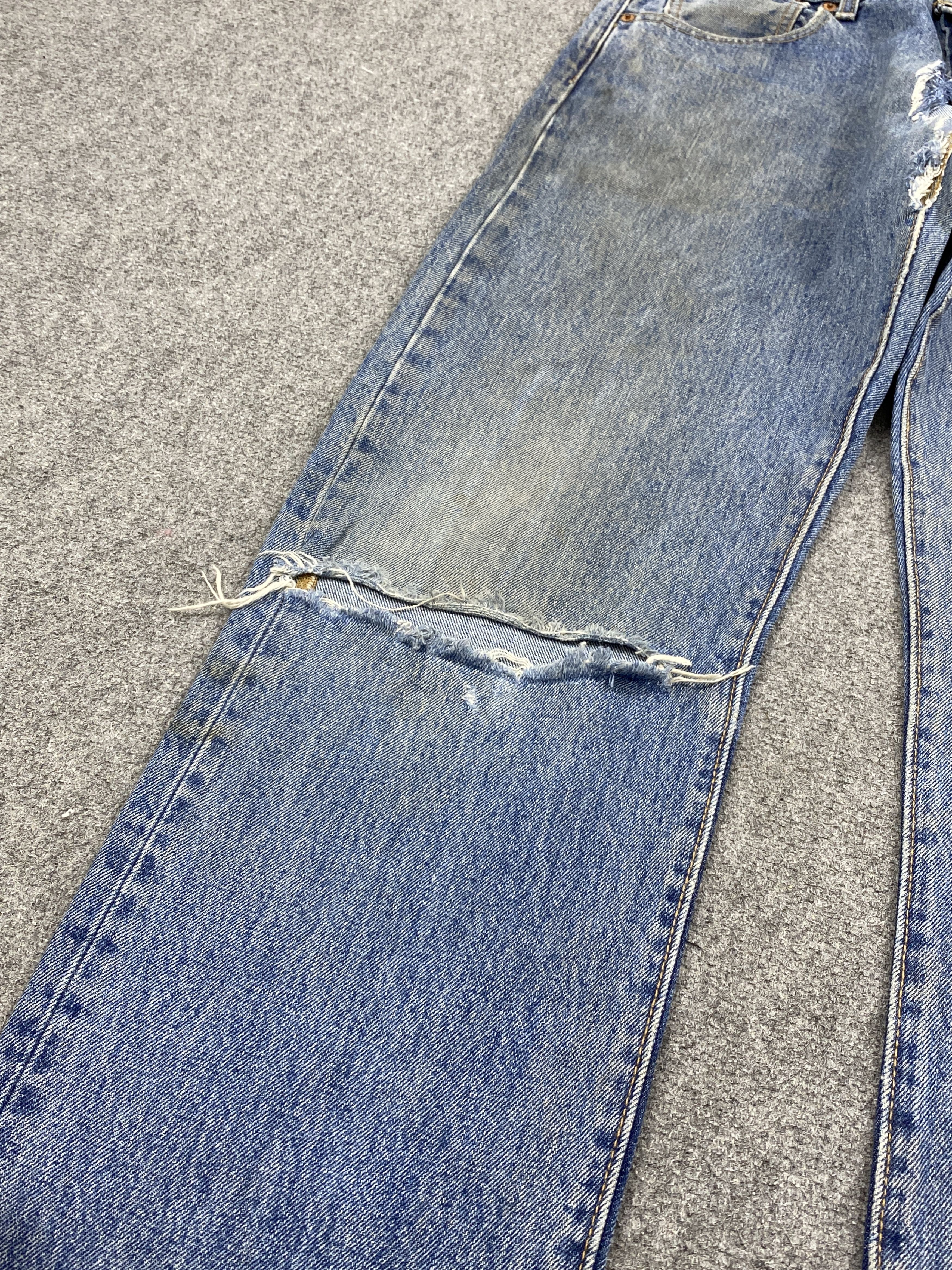 Levi's × Vintage Vintage Levi's 501 Distressed Jeans Size US 36 / EU 52 - 14 Thumbnail