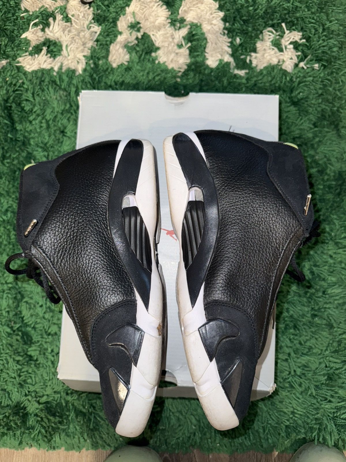 Jordan Brand Sz 11 2016 Jordan 14 black indiglo Size US 11 / EU 44 - 3 Thumbnail