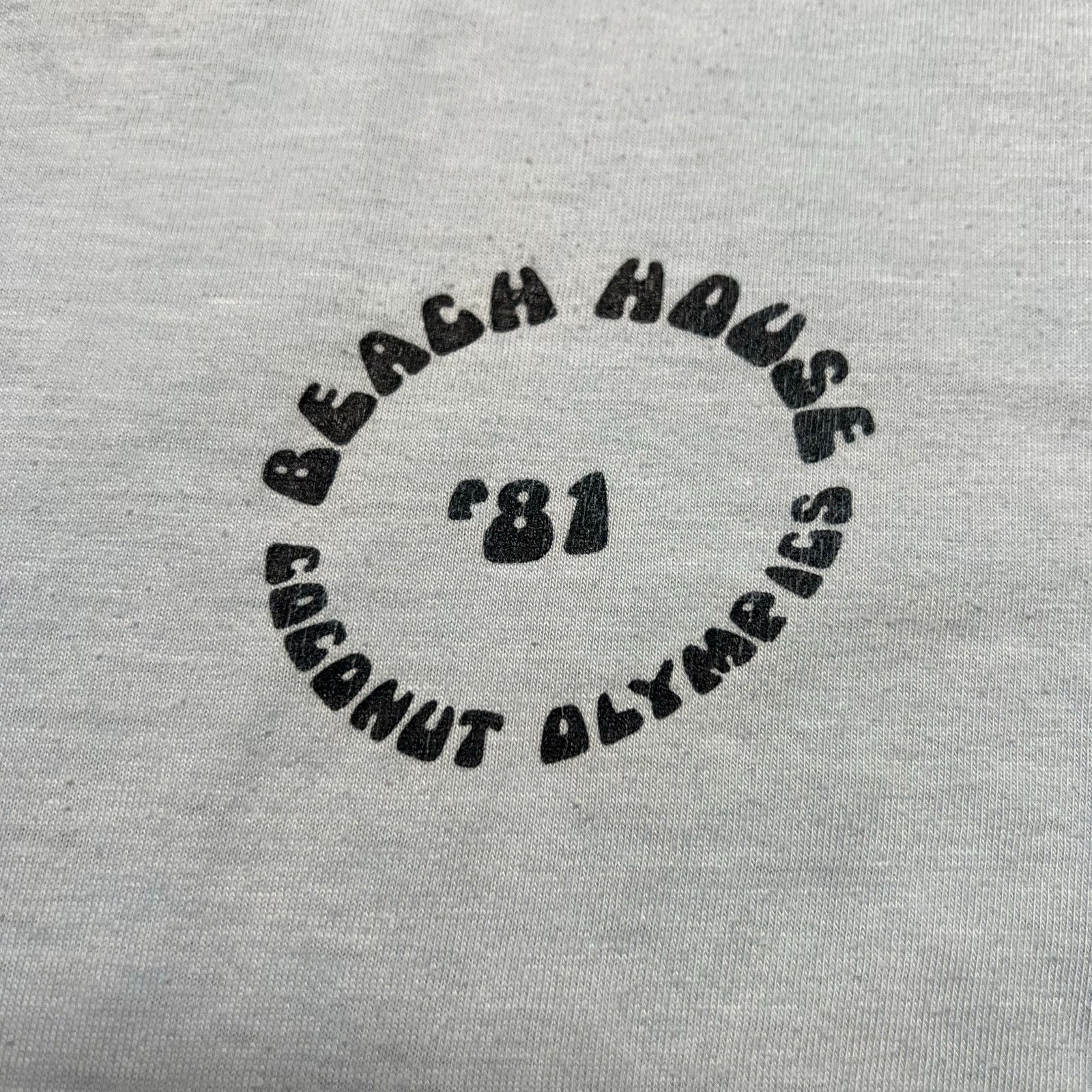 Vintage Vintage 80s Beach House ’81 Coconut Olympics T Shirt USA M Size US M / EU 48-50 / 2 - 2 Thumbnail