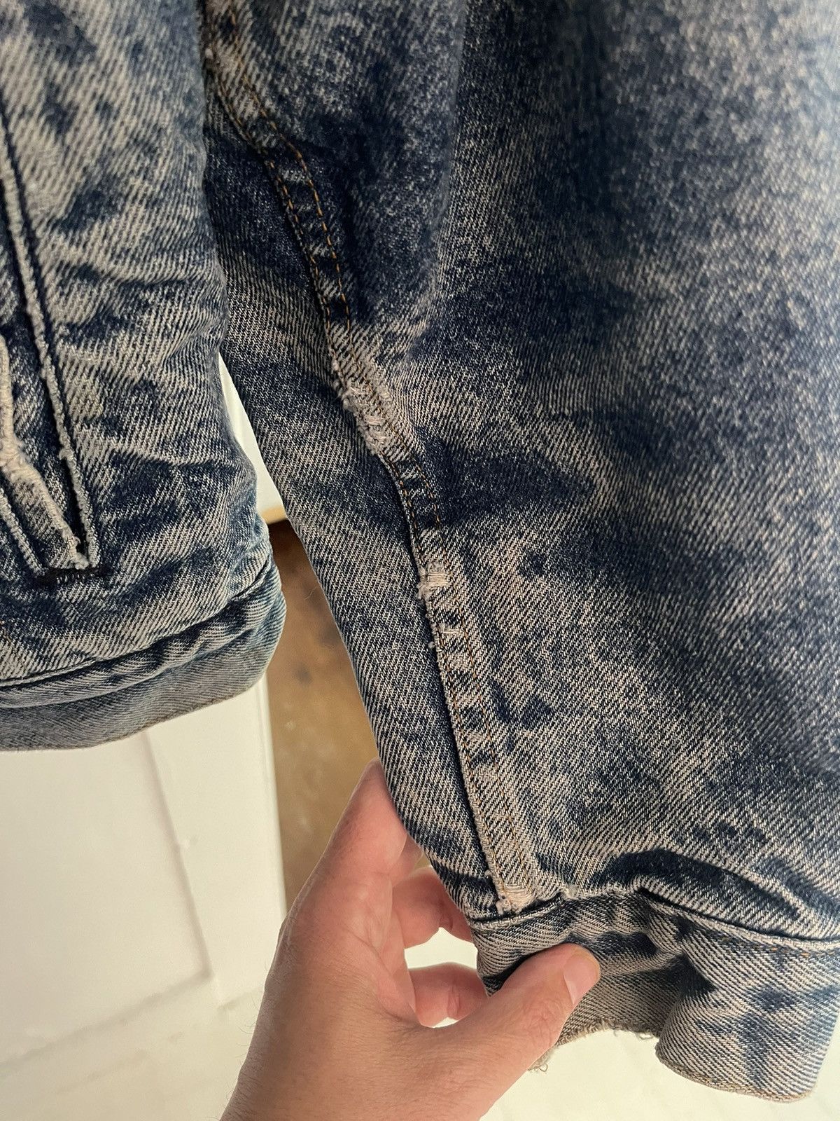 Levi's × Levi's Vintage Clothing × Vintage Vintage Levi’s USA Sherpa Trucker Stonewashed Denim Jacket Size US M / EU 48-50 / 2 - 4 Thumbnail