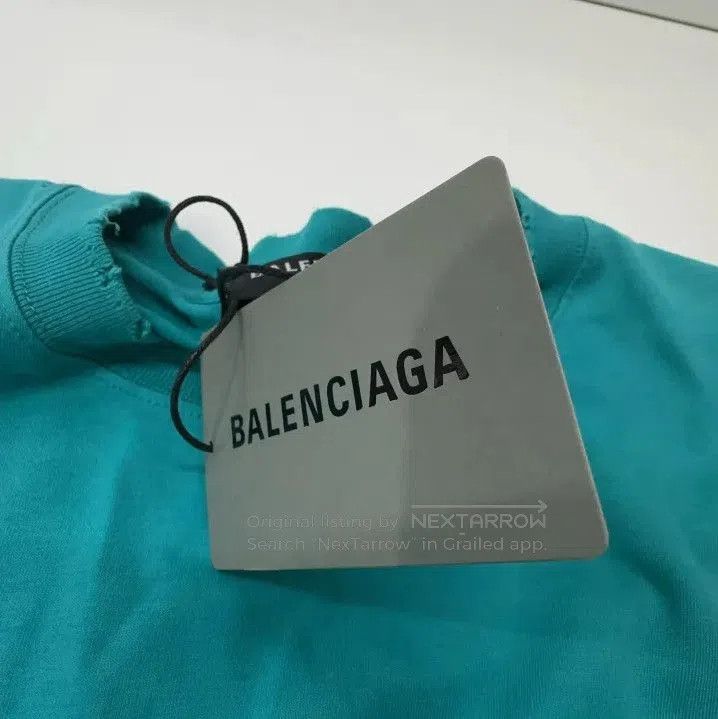Balenciaga Balenciaga Distressed Logo OverSized T. Size US XS / EU 42 / 0 - 1 Thumbnail