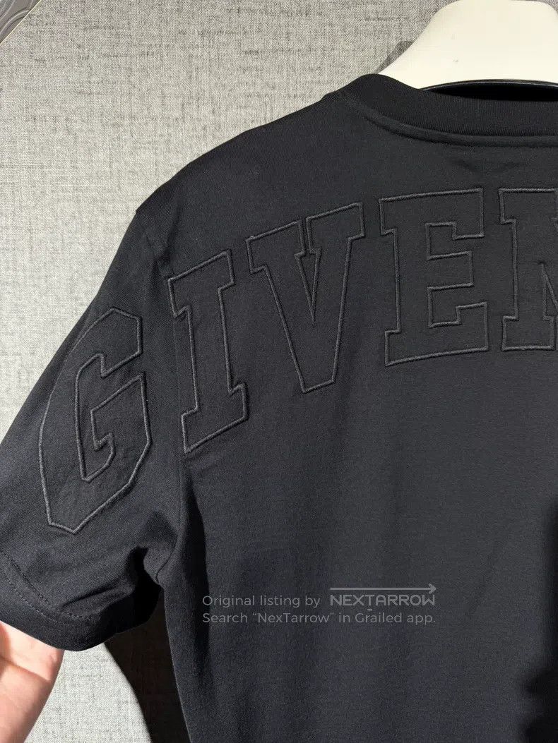 Givenchy Givenchy Men's short-sleeve T-shirt Size US S / EU 44-46 / 1 - 4 Thumbnail
