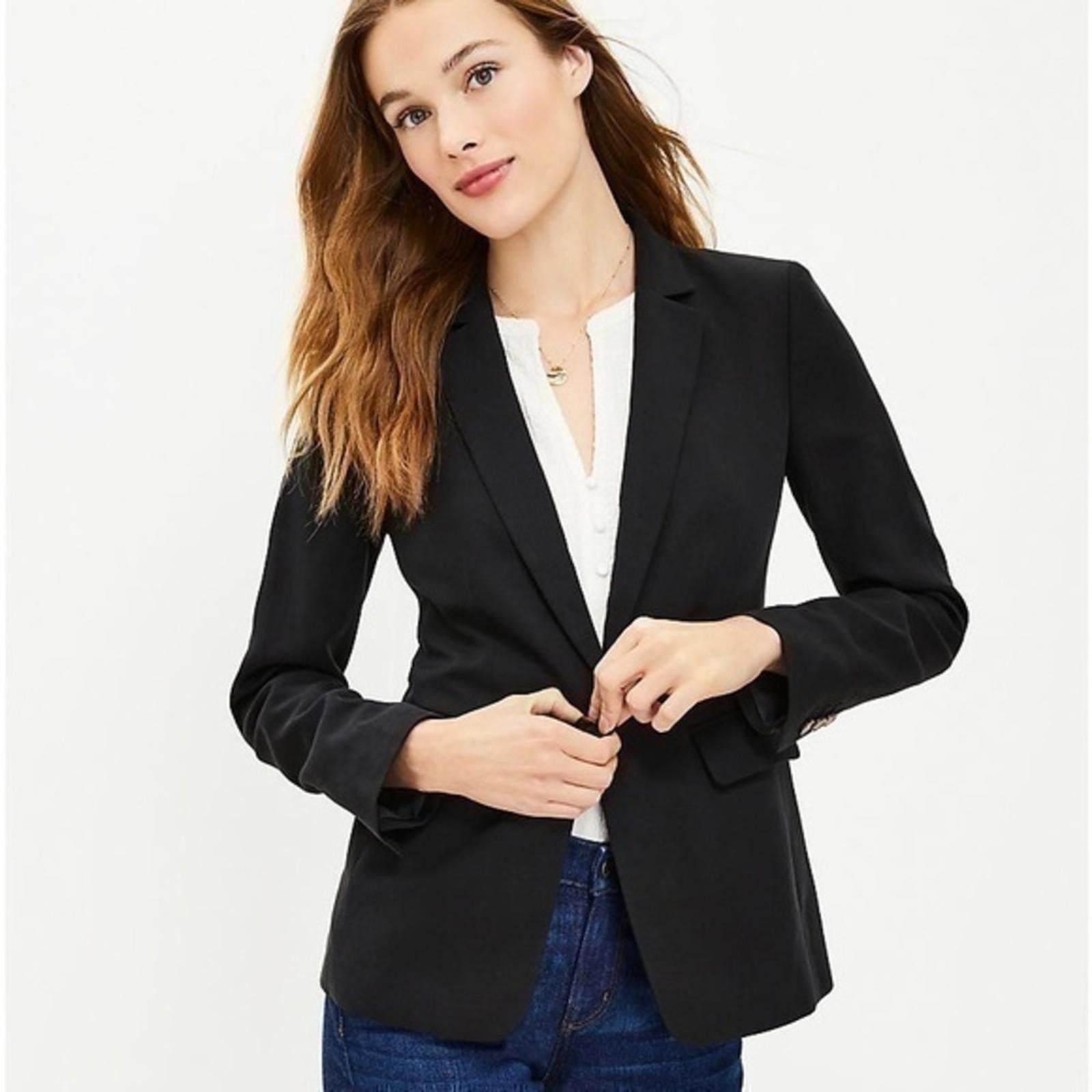 Designer Ann Taylor Loft ruffle hem blazer Size S / US 4 / IT 40 - 1 Thumbnail