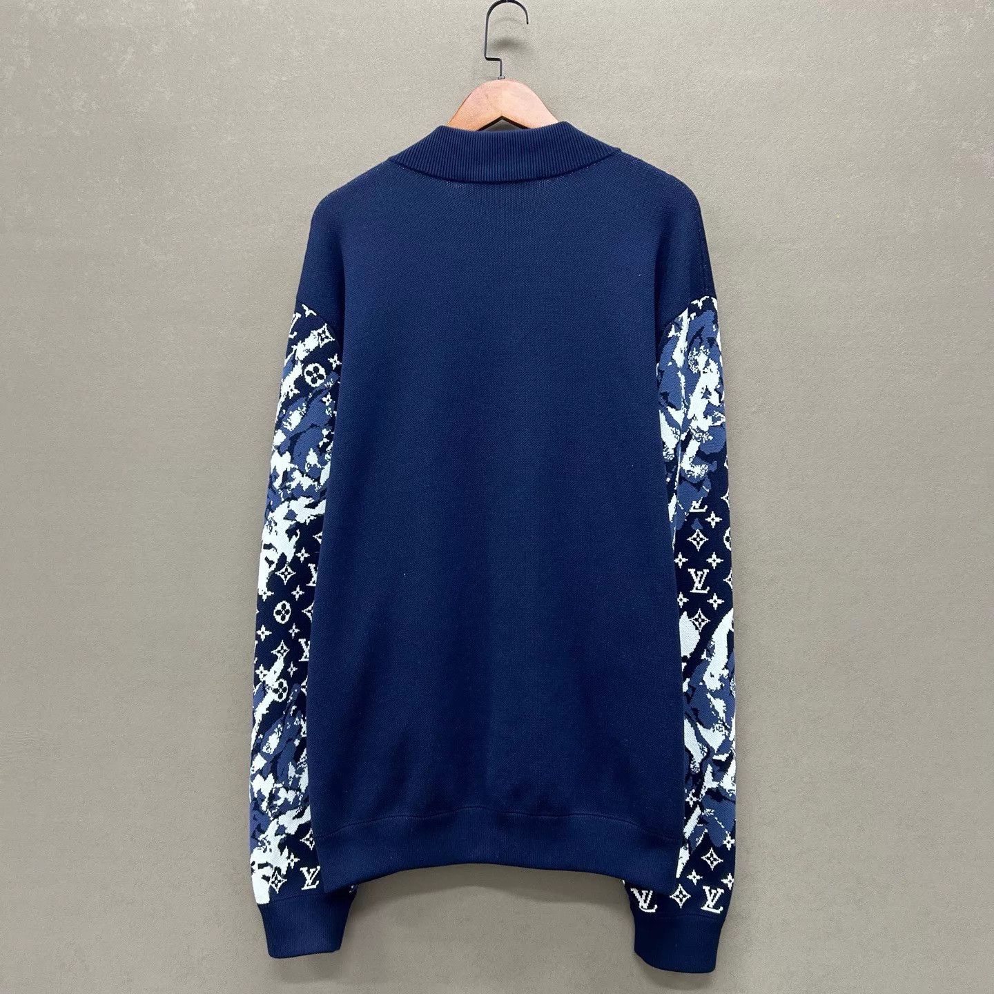 Louis Vuitton LV Navy Blue Pigeon Tapestry Arm Knit Zip 5L NWT Size US XXL / EU 58 / 5 - 2 Thumbnail