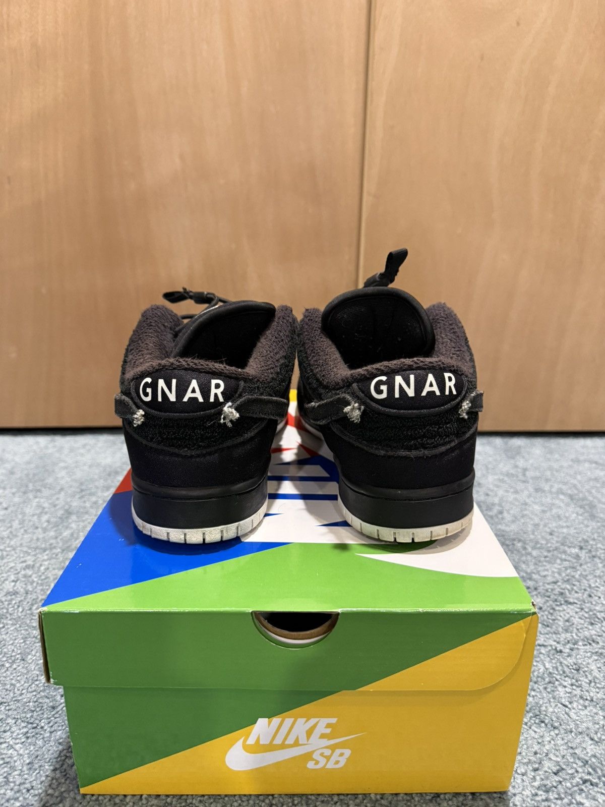 Nike Nike SB Dunk Low Gnarhunter Size US 9.5 / EU 42-43 - 3 Thumbnail