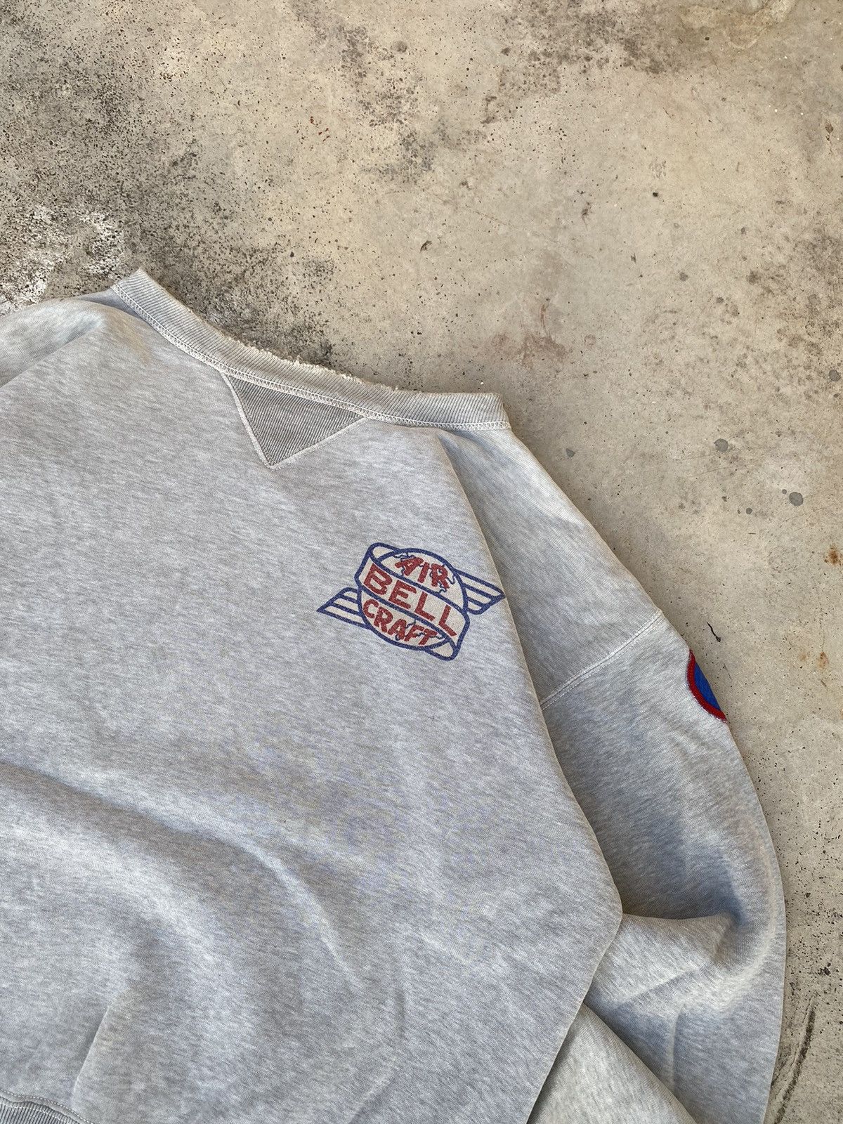 The Real McCoy's × Vintage Distressed Vintage Real McCoy’s Air Bell Craft Crewneck Size US L / EU 52-54 / 3 - 4 Thumbnail