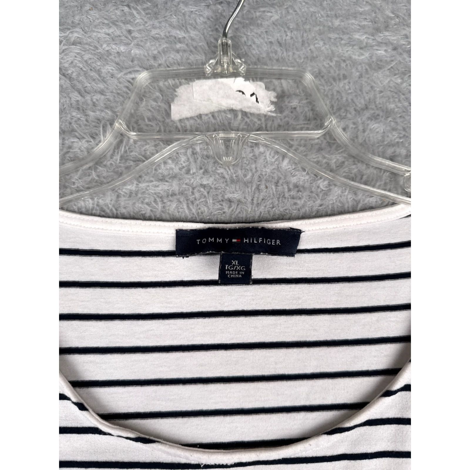 Tommy Hilfiger VINTAGE Tommy Hilfiger Shirt Women XL White Stripe Tank Sleeveless Poly Blend Casual Workwear 80s 90s Mens Girls Womens Size XL / US 12-14 / IT 48-50 - 6 Thumbnail