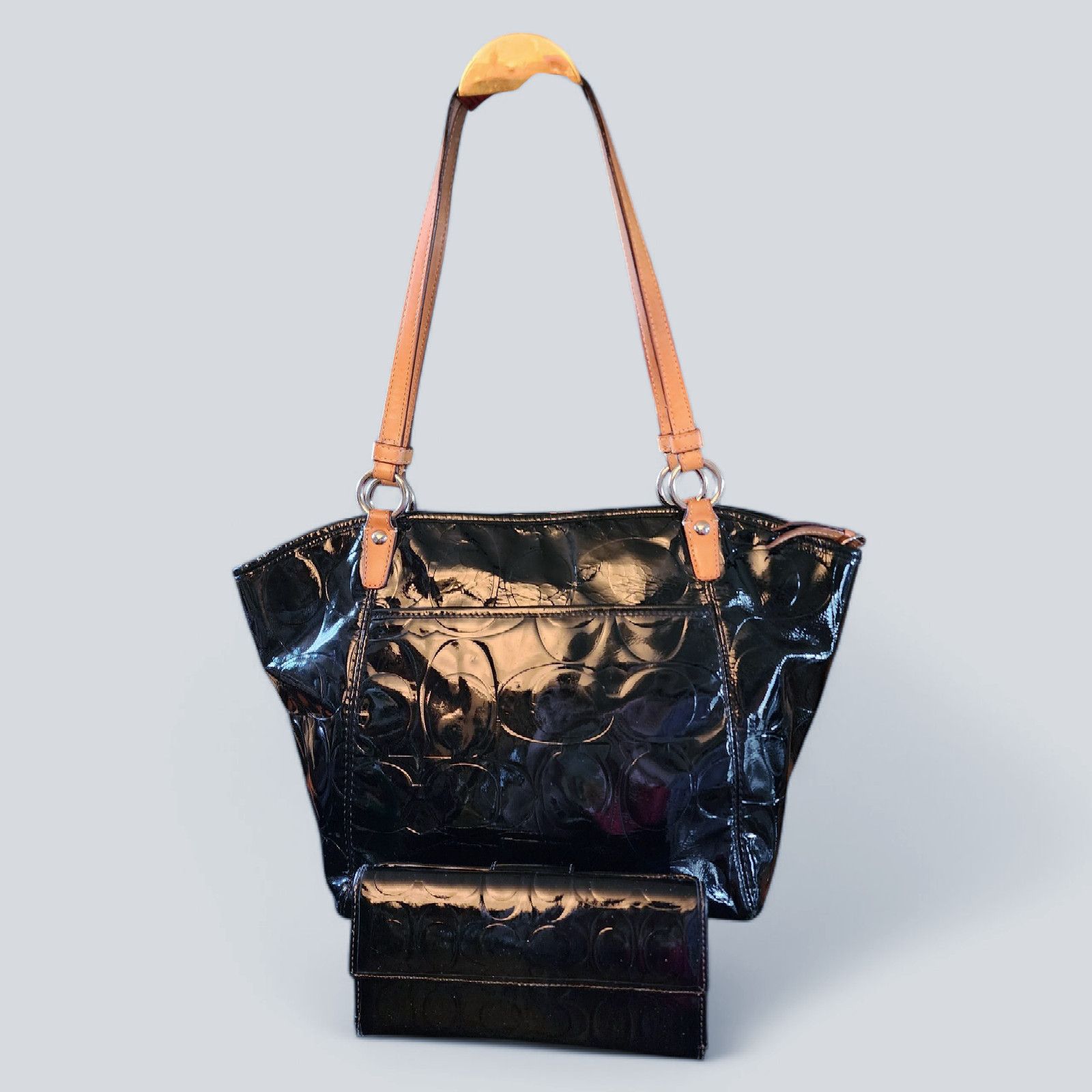 Coach Coach Peyton black patent leather bag with matching wallet. Size ONE SIZE - 2 Thumbnail