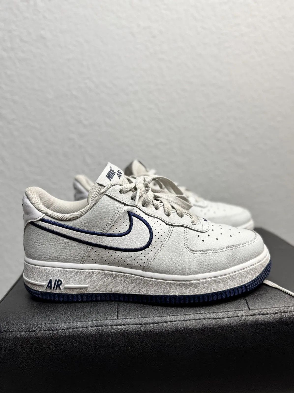 Nike Nike Air Force 1 Low White Leather Sneakers Shoes 12 SKU CS8 Size US 8 / EU 41 - 1 Thumbnail