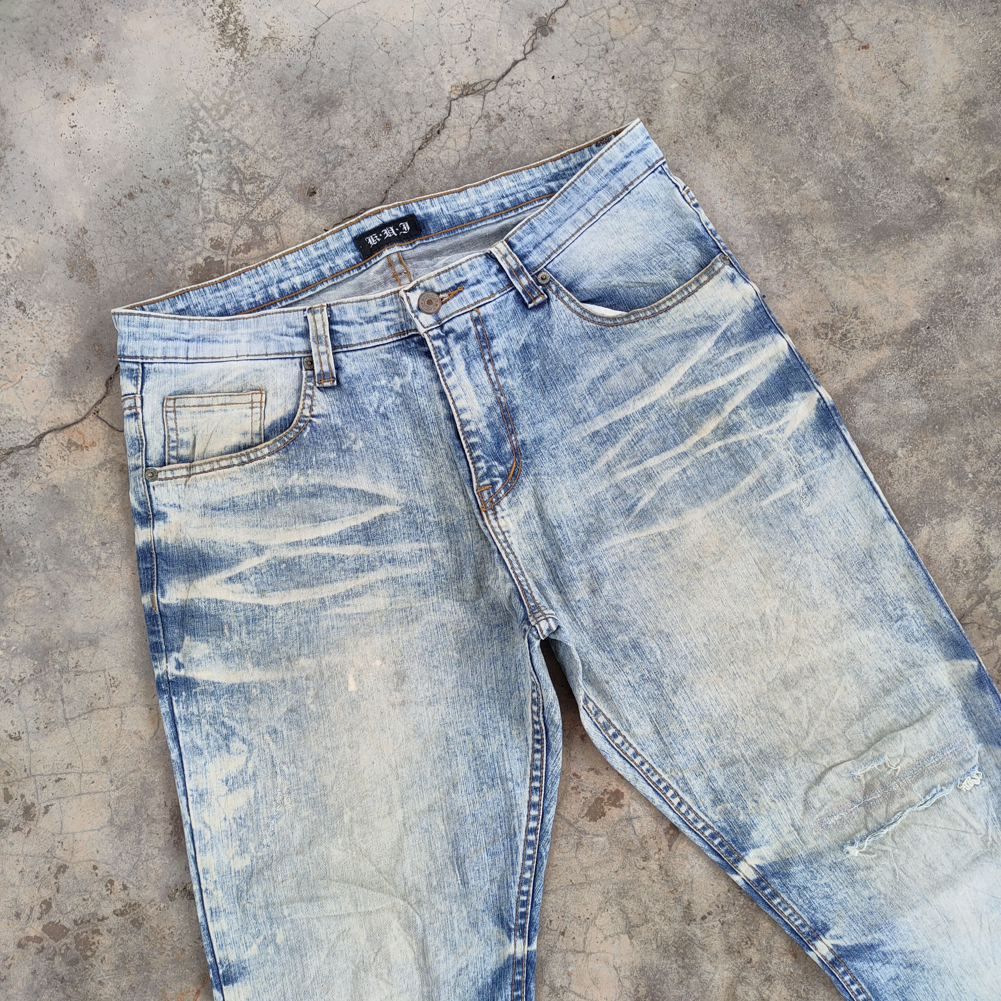 Japanese Brand × Vintage W33 VINTAGE JAPANESE FADED DISTRESSED JEANS PANTS Size US 33 - 3 Thumbnail