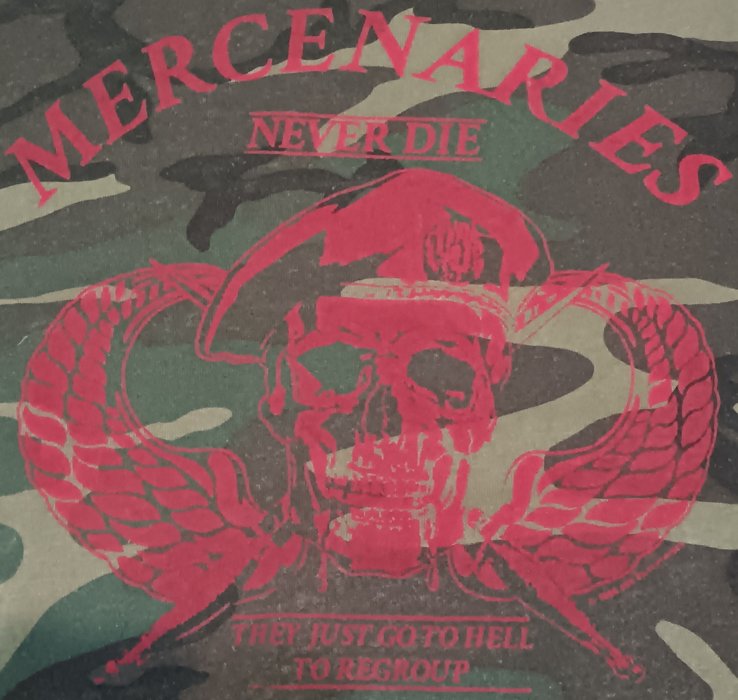 Vintage VINTAGE 80s MILITARY PARODY MERCENARIES NEVER DIE SHIRT Size US XL / EU 56 / 4 - 5 Thumbnail