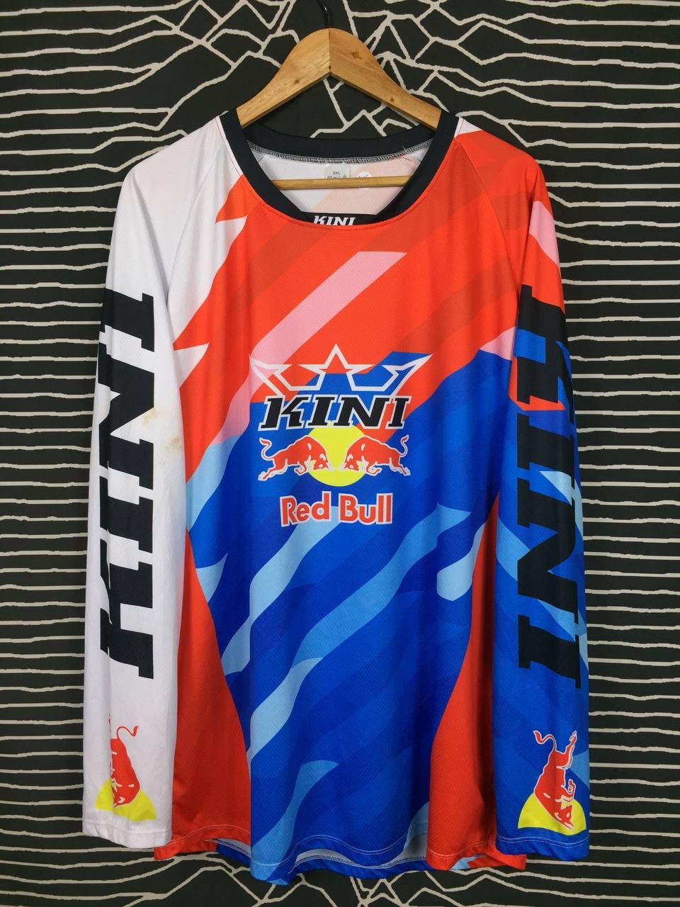 Red Bull KINI Red Bull Downhill Gear Cycling Motocross Jersey Size US XXL / EU 58 / 5 - 2 Thumbnail