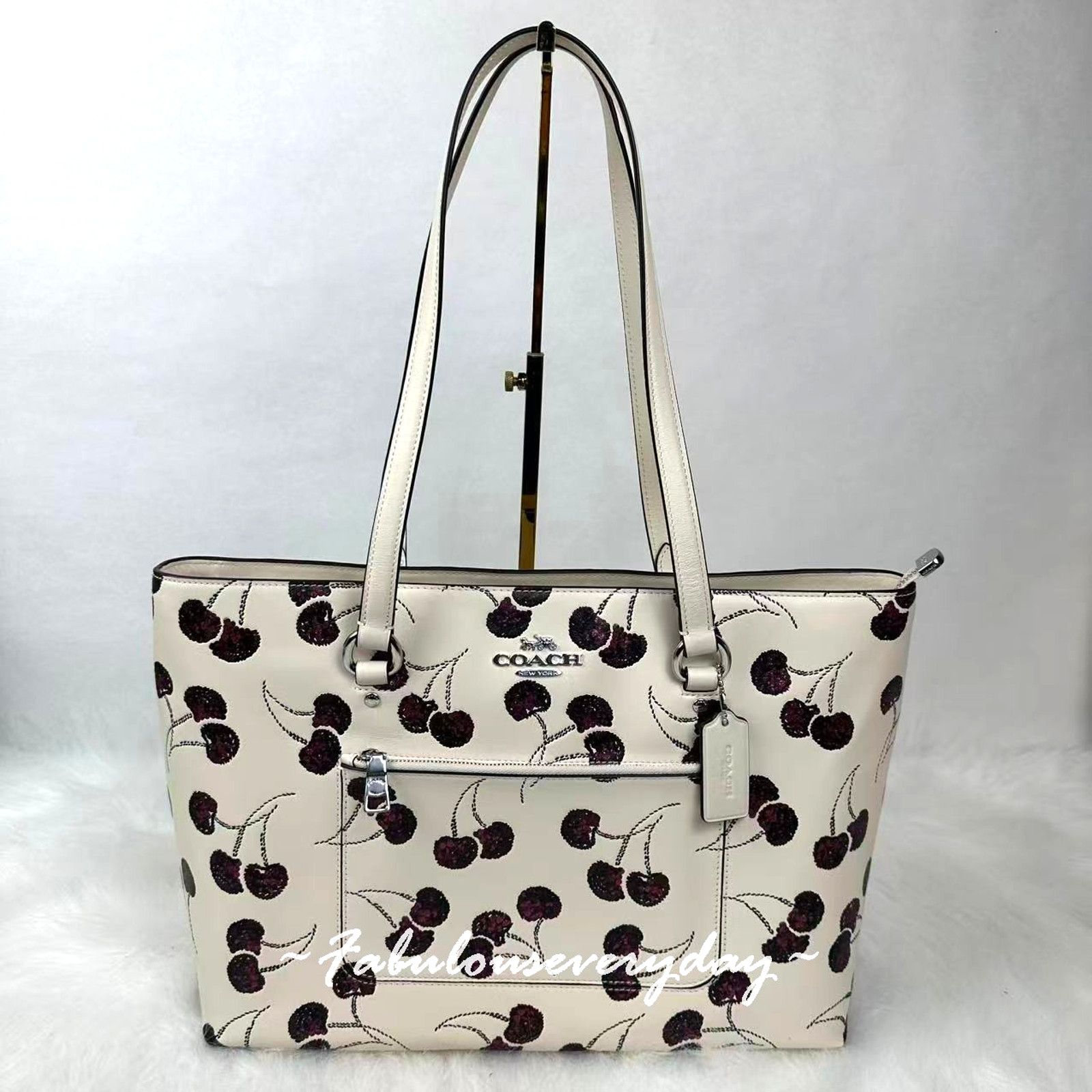 Coach Station Tote Bag With Cherry Print In Leather/Sv/Chalk