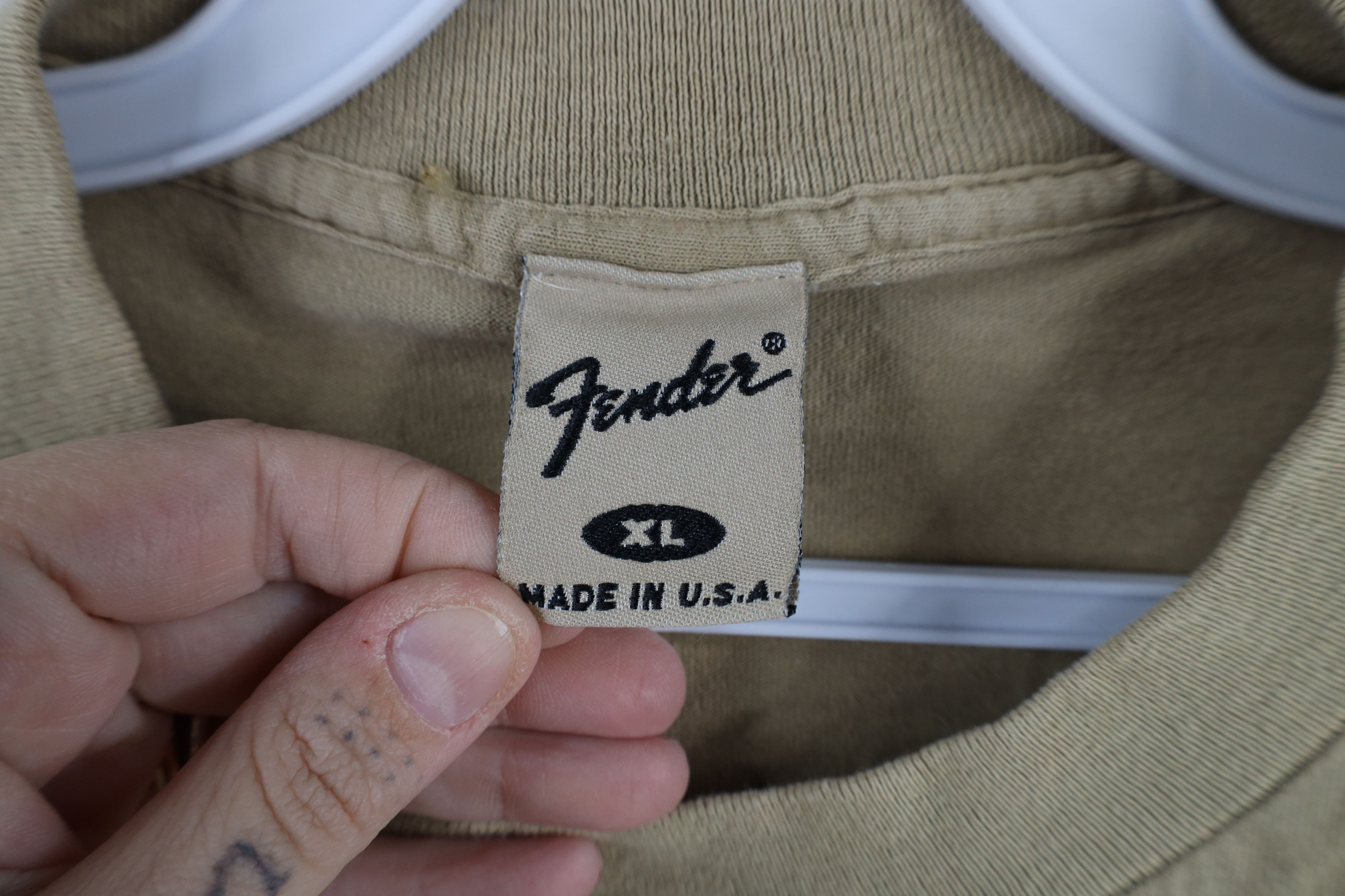 Fender × Vintage Vintage 90s Fender Guitars Stratocaster T-Shirt Beige USA Size US XL / EU 56 / 4 - 7 Thumbnail