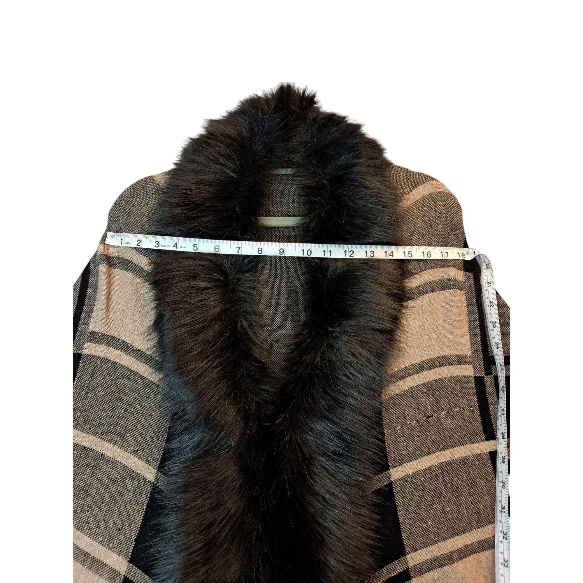 Other Shawl Black Tan Plaid Faux Fur Trimmed Fringe Wrap Size ONE SIZE - 4 Thumbnail