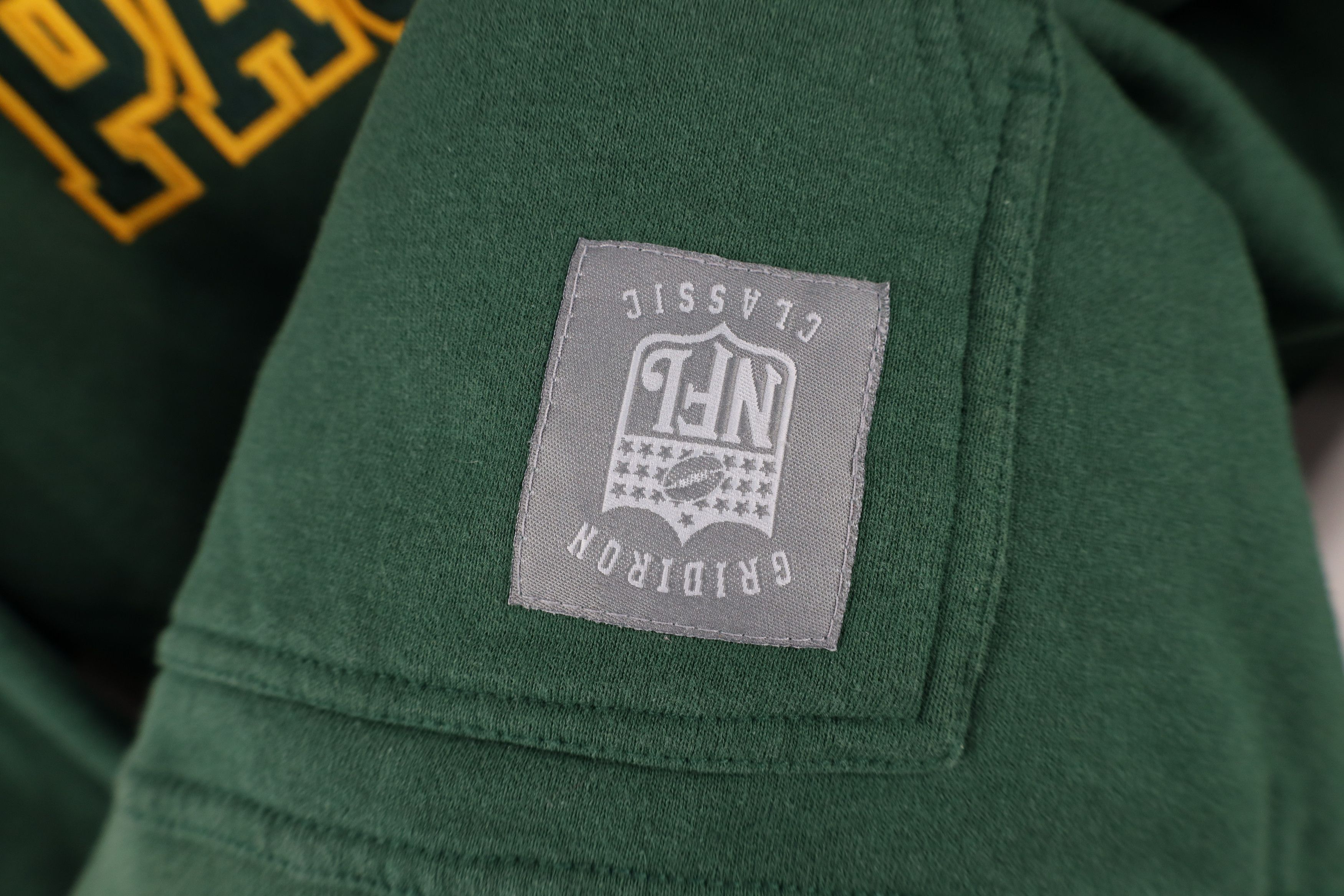 Reebok Vintage 90s Reebok Heavyweight Green Bay Packers Hoodie Size US XL / EU 56 / 4 - 4 Thumbnail