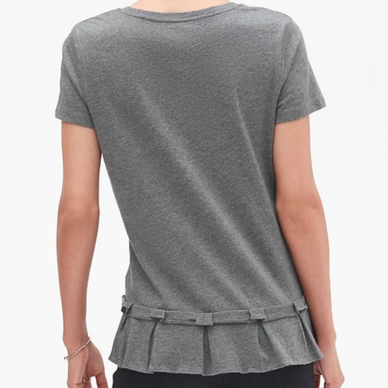 Banana Republic Banana Republic Gray Pleat Flounce Hem Top Size S / US 4 / IT 40 - 13 Thumbnail