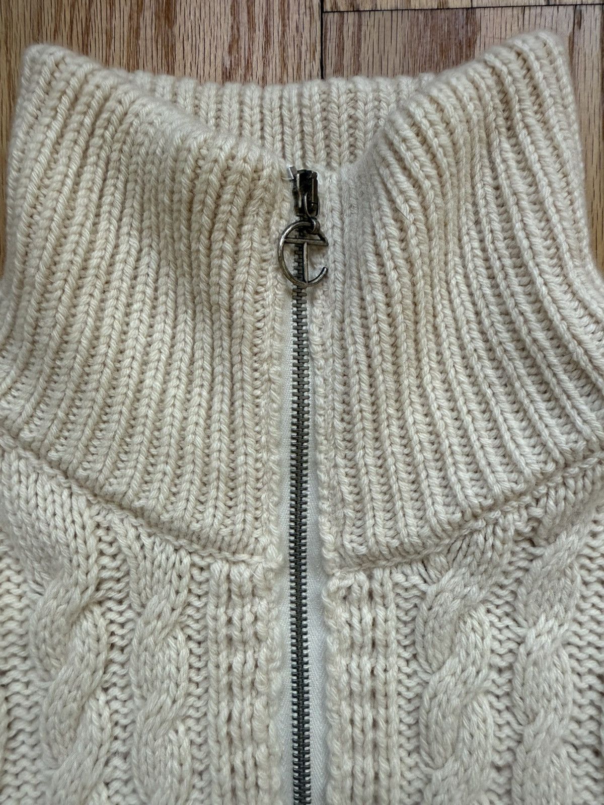 トップス TELFAR Cardigan Telfar Cable Knit Sideless Cardigan