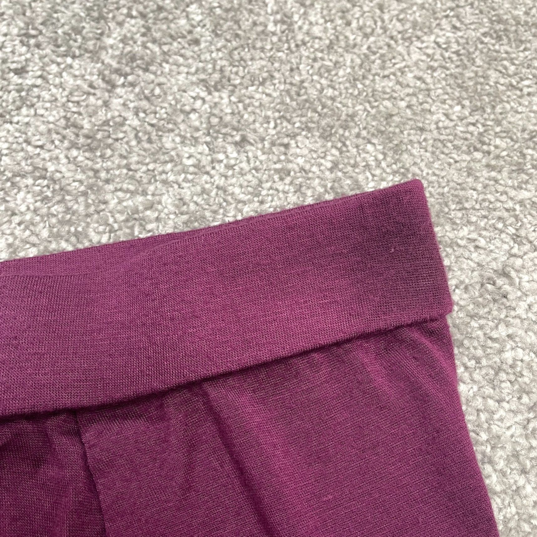Vintage DJT Skirt Womens Medium Purple Knee Length Stretch Casual 30in 18in Knit Viscose Spandex Logo High Rise Front-Printed? Wait no. Size 32" / US 10 / IT 46 - 5 Thumbnail