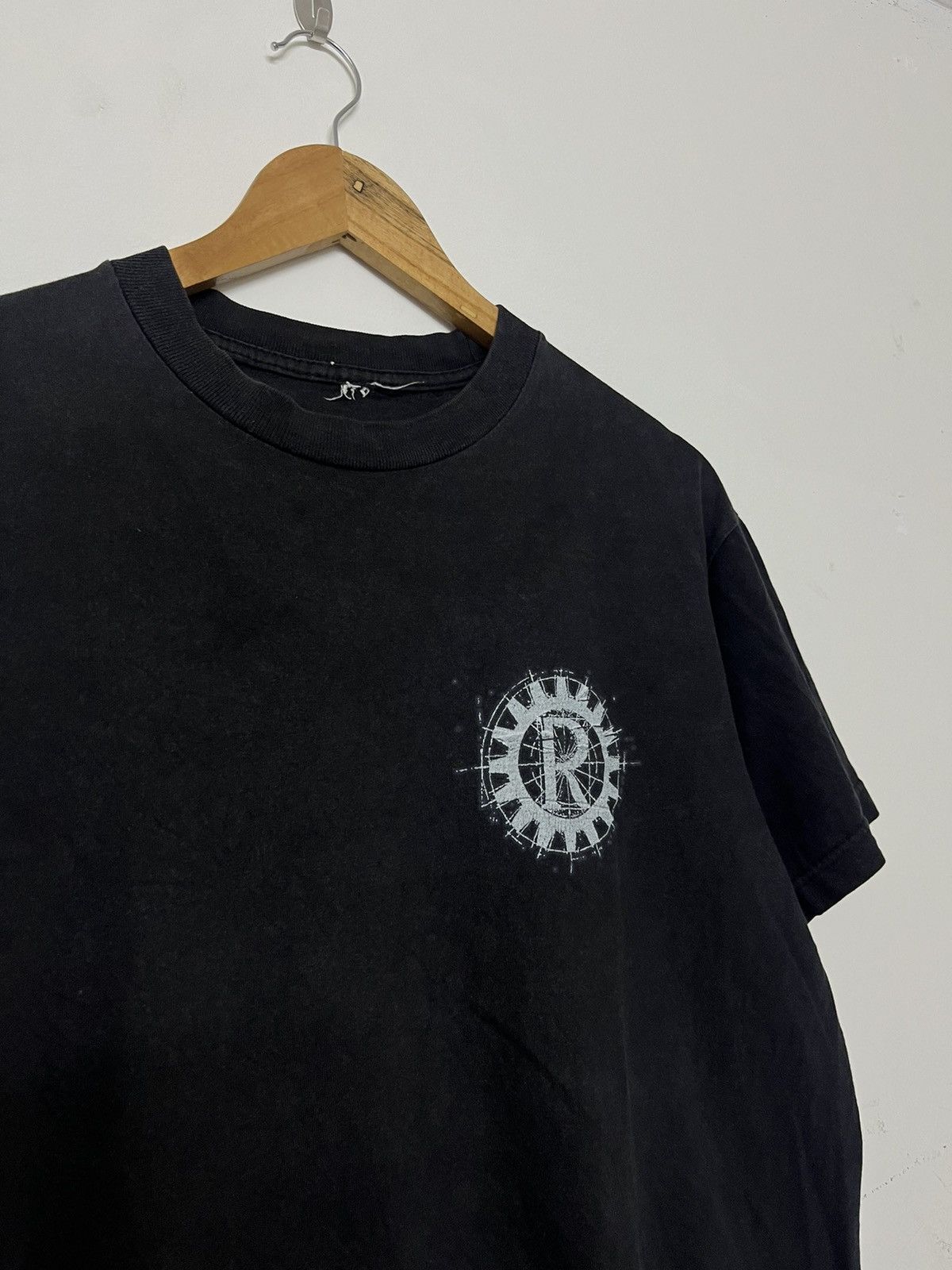 Band Tees × Rage Against The Machine × Vintage 90s Vintage Rage Against the Machine Tshirt Size US M / EU 48-50 / 2 - 5 Thumbnail