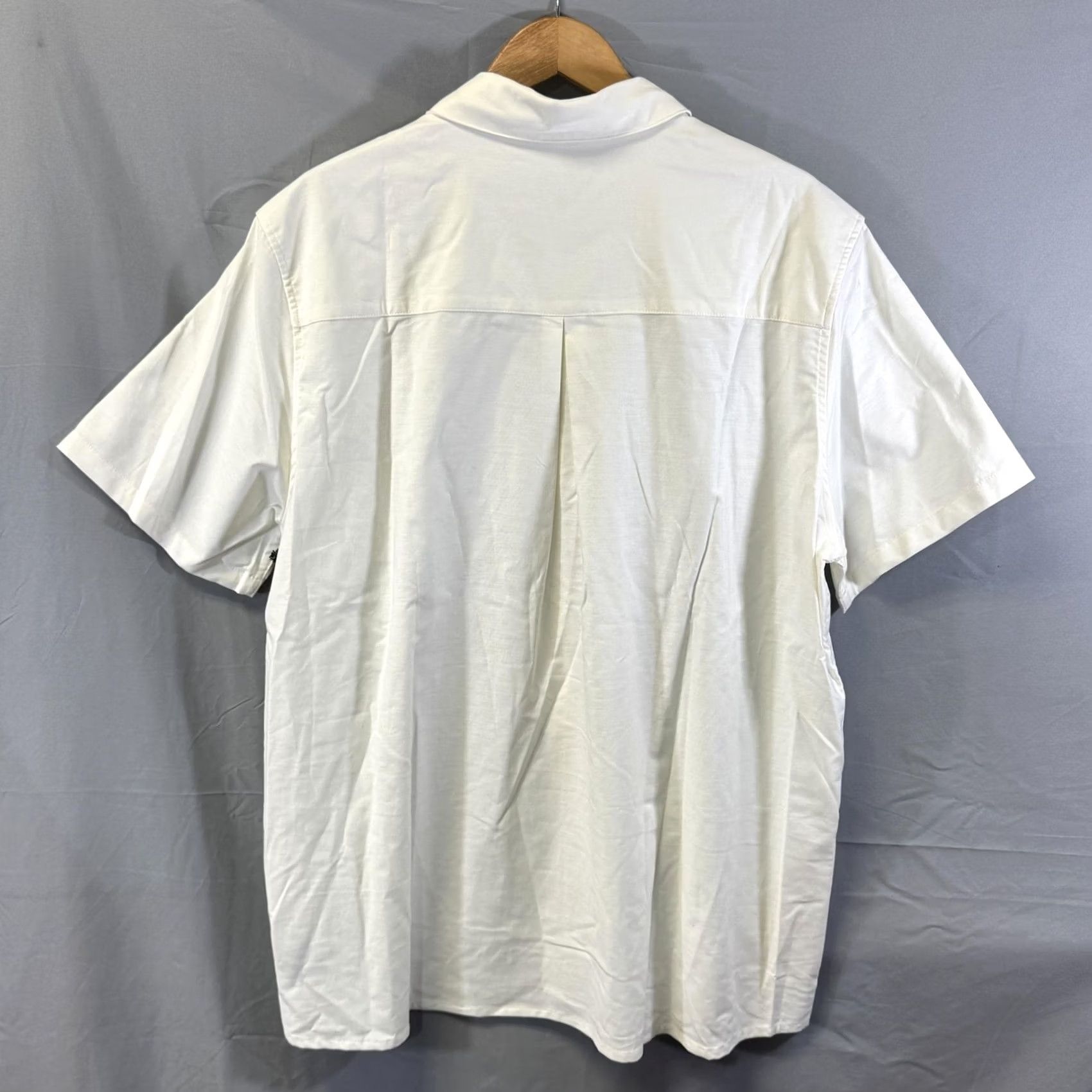 Vintage QOR Button-Up Shirt Mens 2XL White Short Sleeve Performance Stretch Odor Control Size US XXL / EU 58 / 5 - 2 Thumbnail