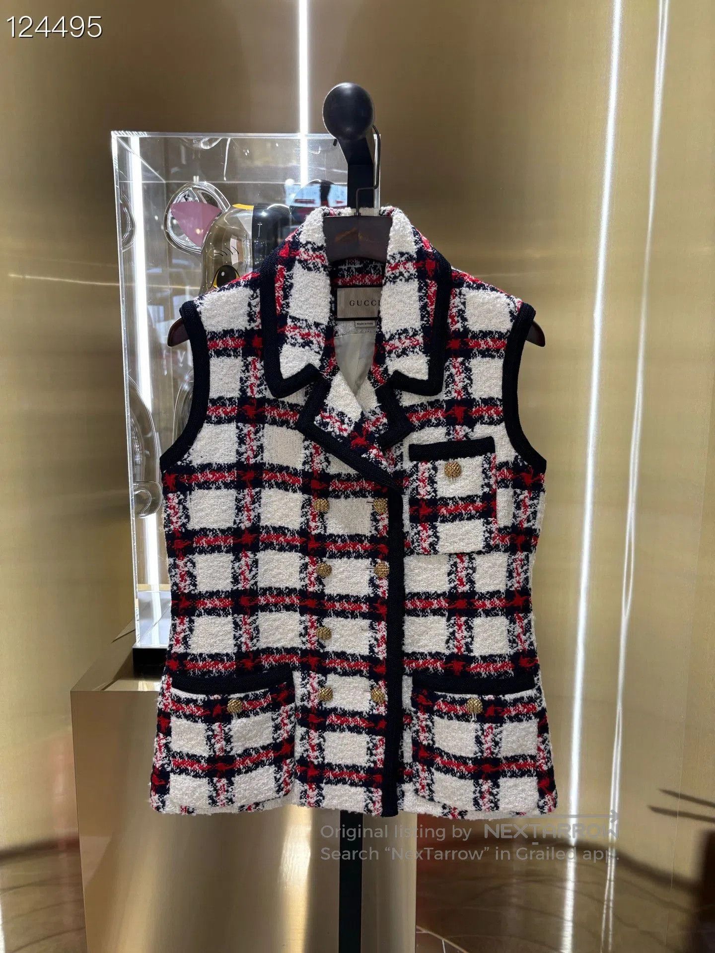 Chanel Gucci Red White Plaid Tweed Vest. Size M / US 6-8 / IT 42-44 - 1 Thumbnail
