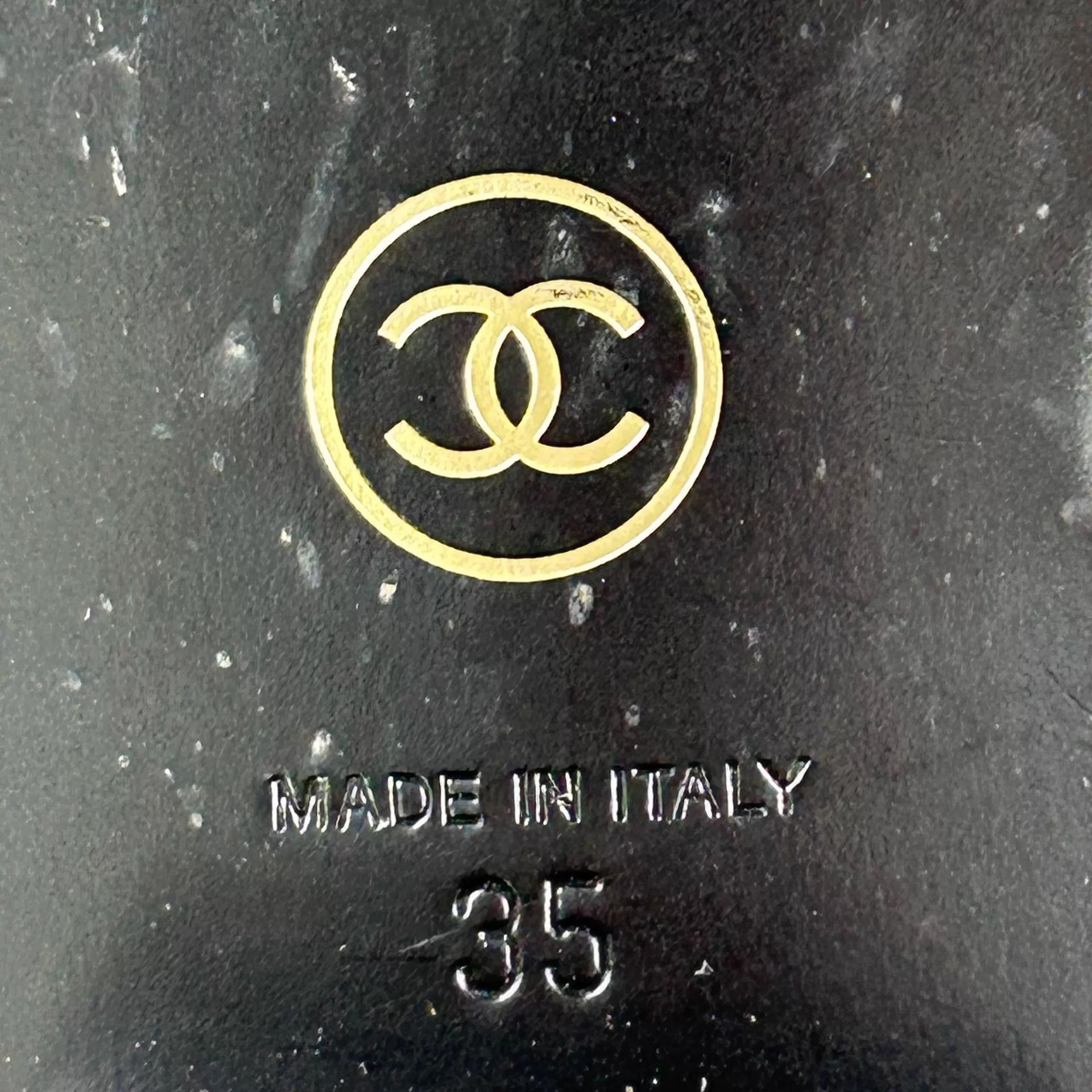Chanel Chanel Pendant Loafer EUR 35 Quilted Chain CC Size US 4.5 / IT 34.5 - 7 Thumbnail