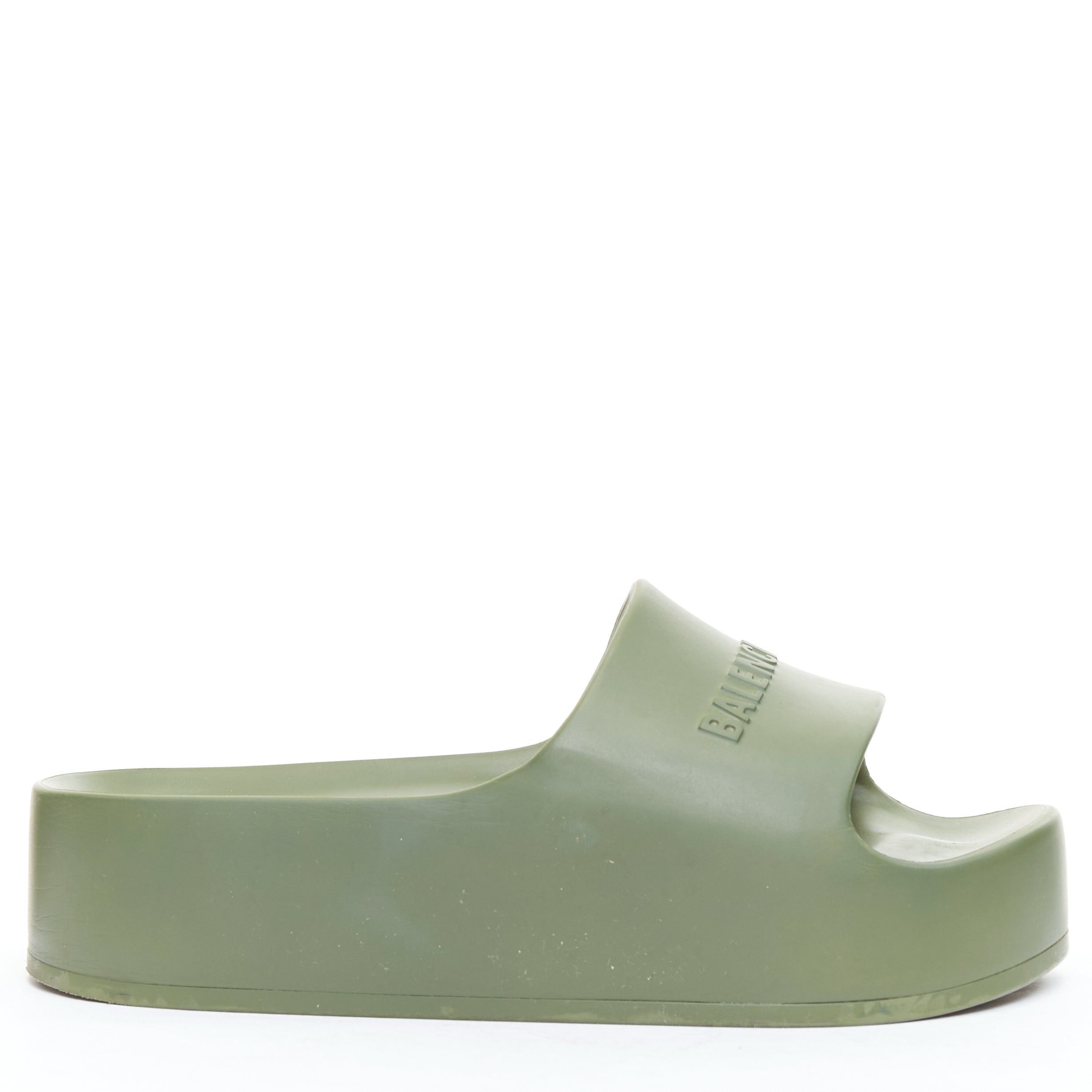 Balenciaga BALENCIAGA Chunky green debossed logo rubber platform pool slides EU36 Size US 6 / IT 36 - 1 Thumbnail