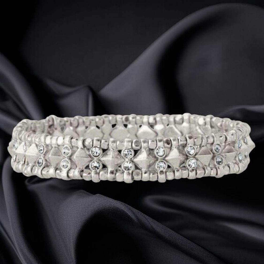 Other Stella & Dot silver tone Arrison stretch bracelet Size ONE SIZE - 6 Thumbnail