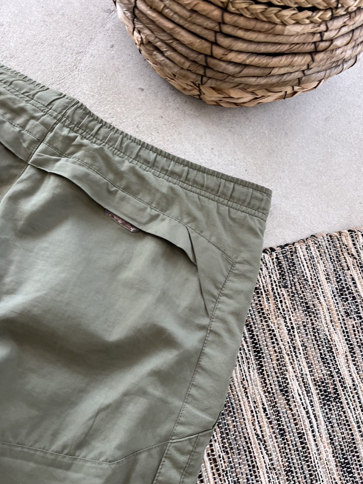 Nike Vintage Nike Sweatpants Track Pants Green Y2K Avantgarde Size US 36 / EU 52 - 19 Thumbnail