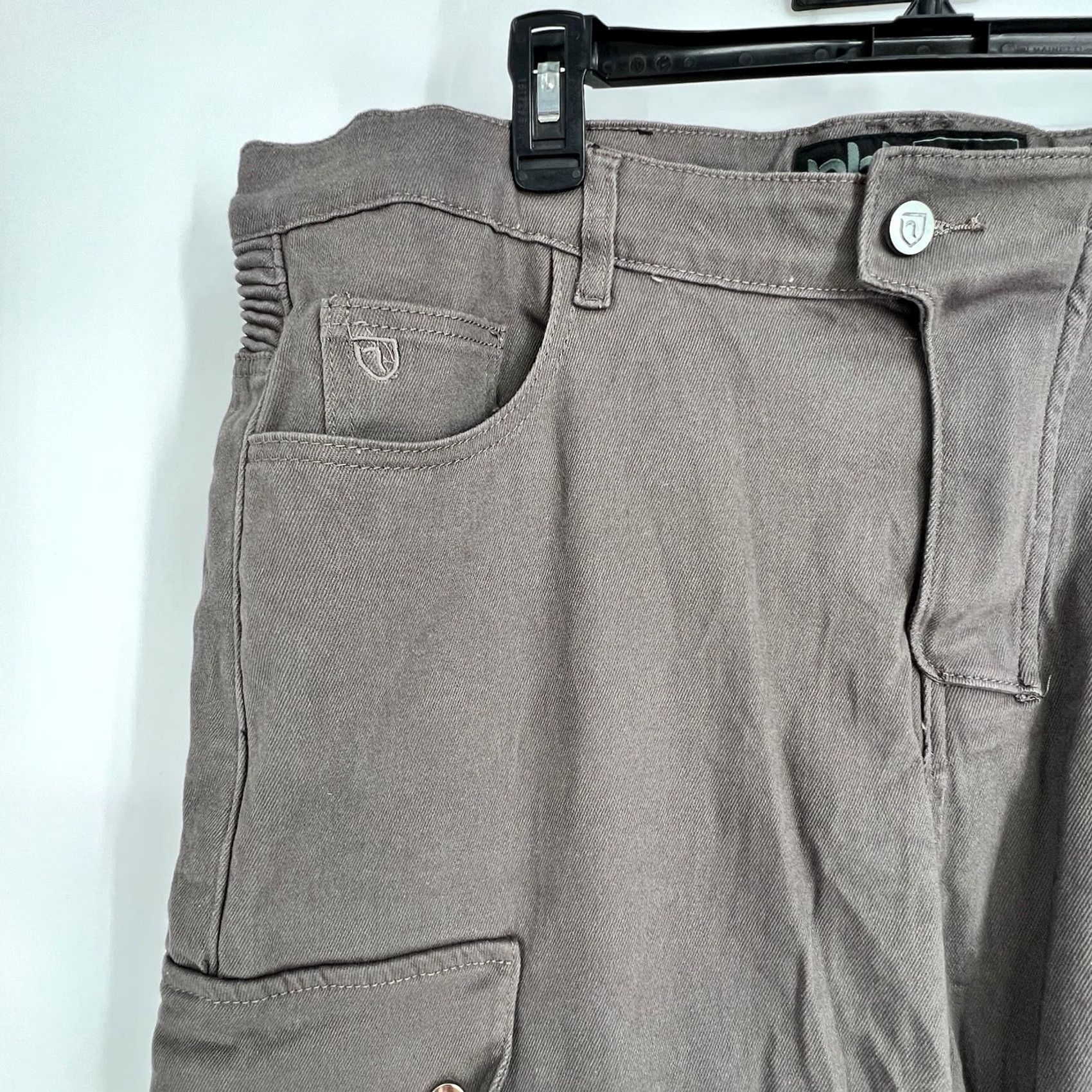 Vintage NBT Clothing Men Pants Gray Cargo Twill 40x32 Motorcycle Moto Safety Casual Slim Fit Zip Front Pockets Womens? Size US 40 / EU 56 - 3 Thumbnail