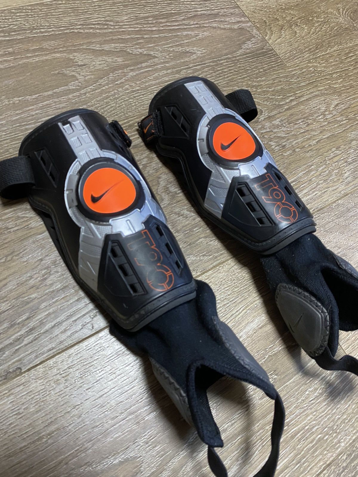 Nike × Vintage VTG Nike Total 90 Soocer Shields Size L Rare Black/Orange Size ONE SIZE - 2 Thumbnail