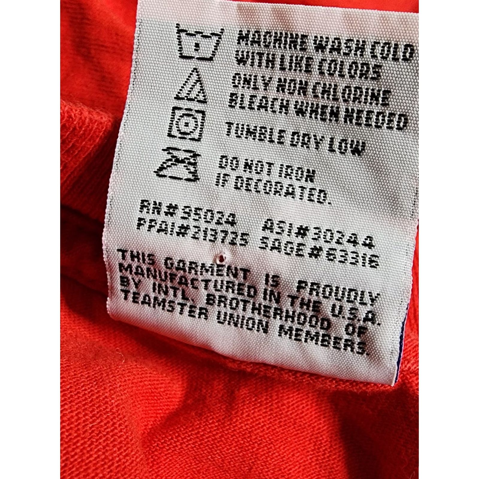 Sanders Union Made Mens XL Bernie Sanders Institute T Shirt Red Cotton Crew Neck Short Sleeve PolitPolitics USA Size US XL / EU 56 / 4 - 5 Thumbnail
