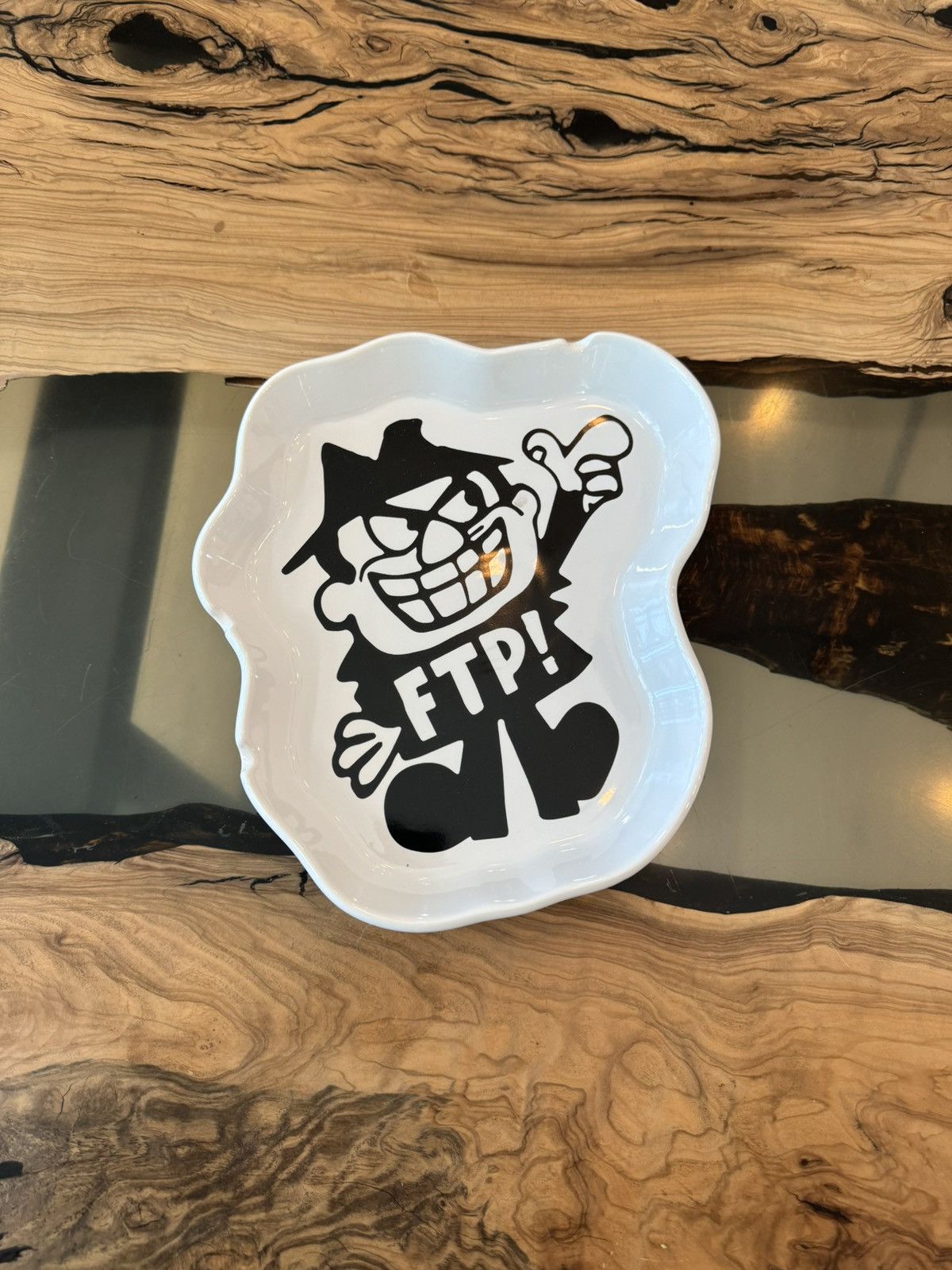 Fuck The Population FTP BORIS CERAMIC ASH TRAY WHITE/BLACK Size ONE SIZE - 2 Thumbnail