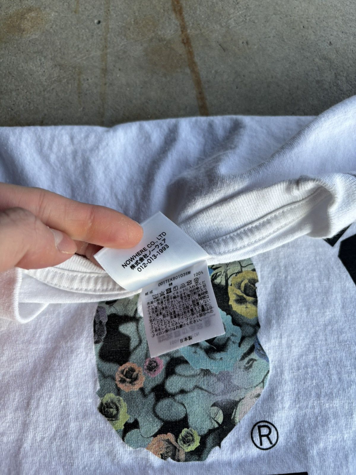 Bape Crazy Bape Floral Logo Boxy White Essential Logo Tee Size US L / EU 52-54 / 3 - 7 Thumbnail