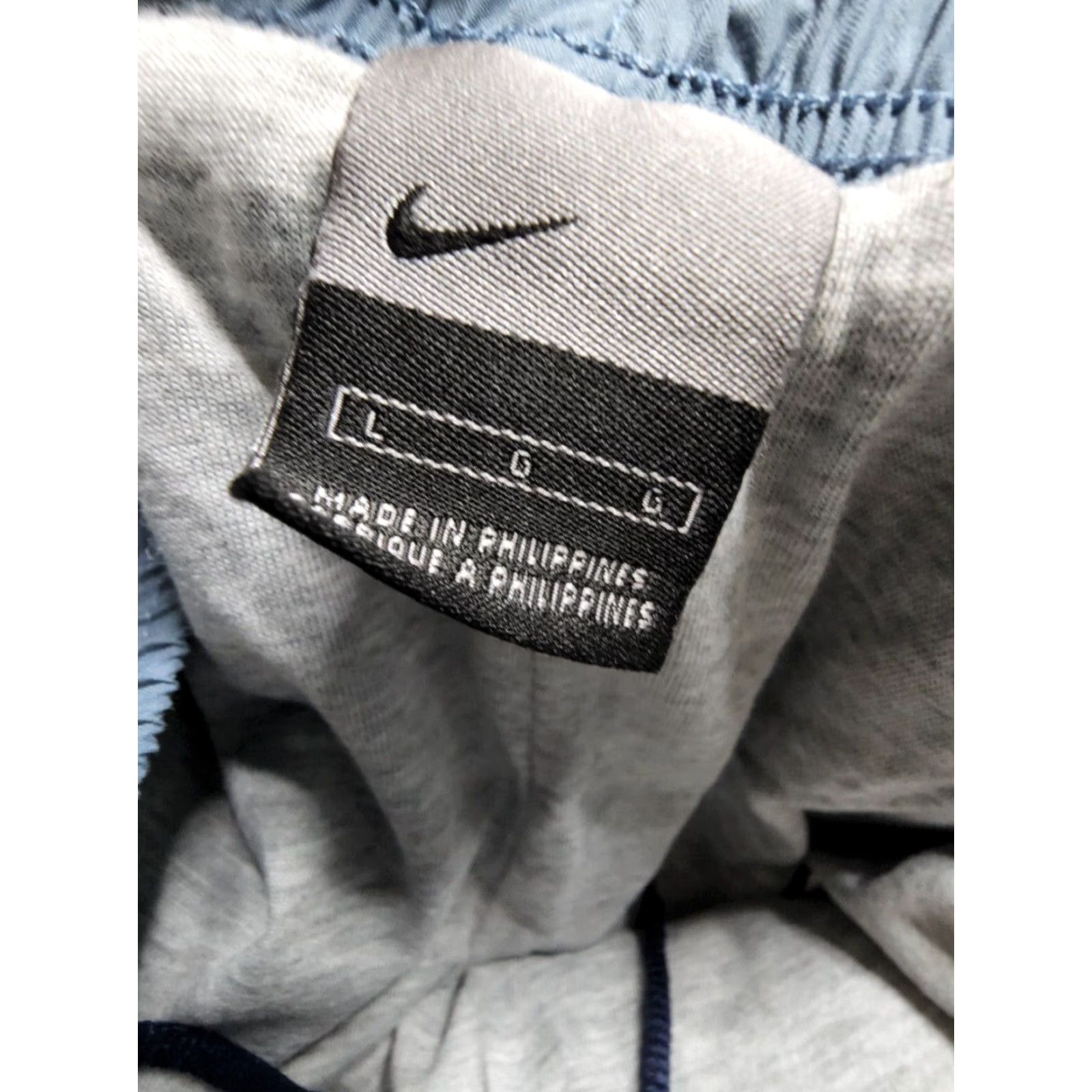 Nike VINTAGE Nike Sport Blue Lined Trackpants Men's Large Basketball Pants Size US 33 - 3 Thumbnail