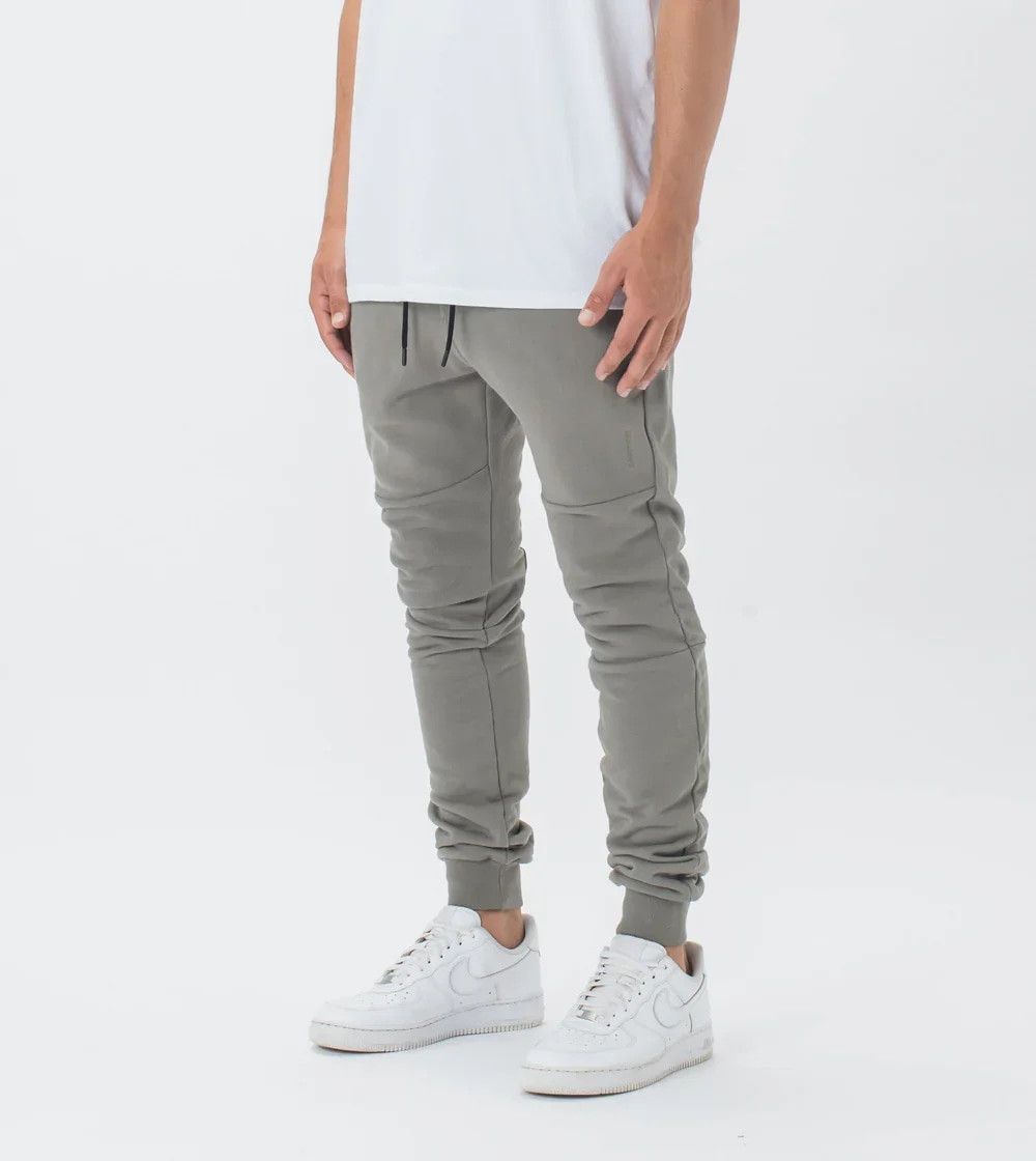 Zanerobe Zanerobe Sureshot Fleece Jogger Dark Moss Men's 32 Size US 32 / EU 48 - 3 Thumbnail